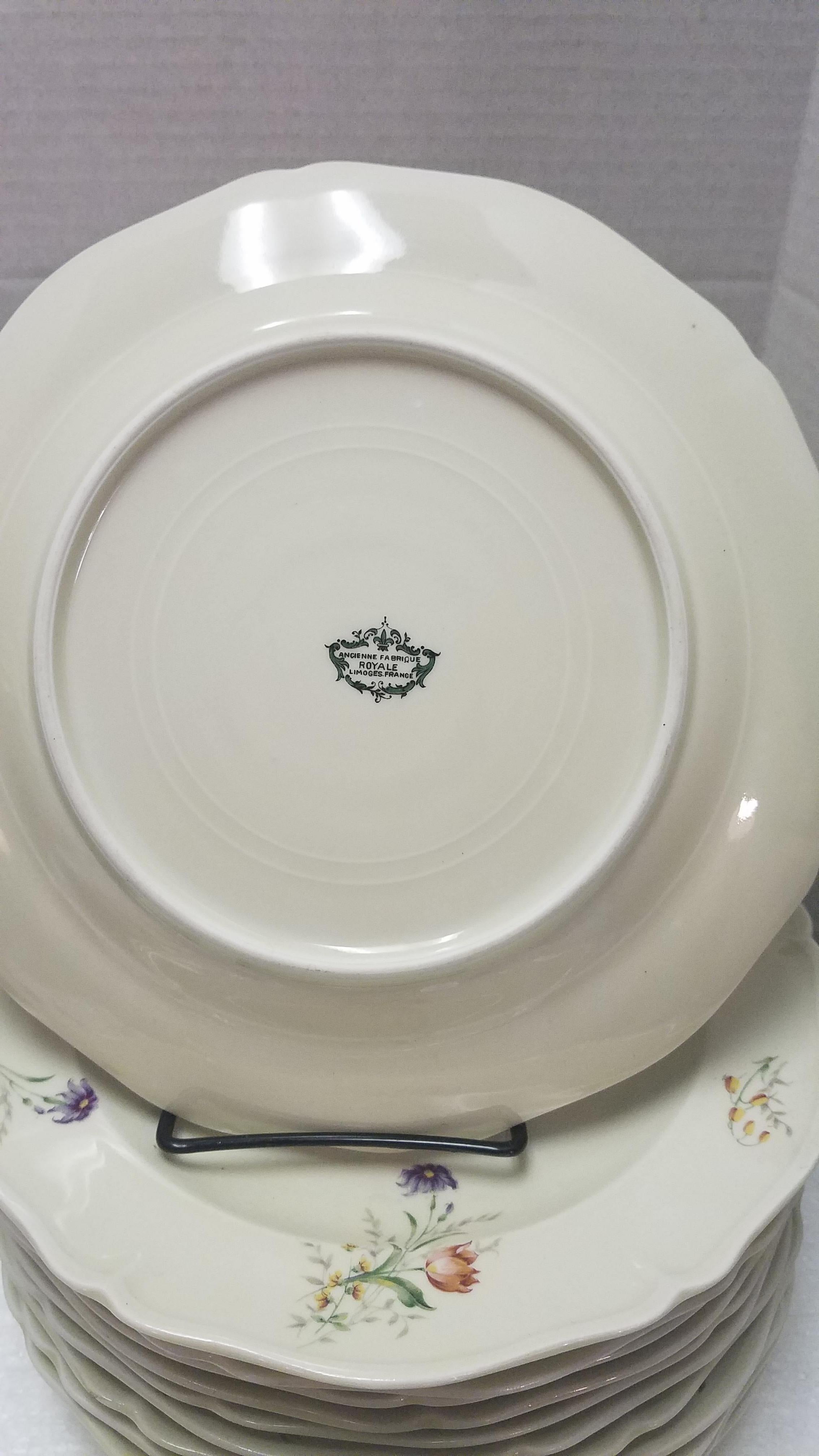 Set of French Limoges Dinnerware, 26 Pieces For Sale 7