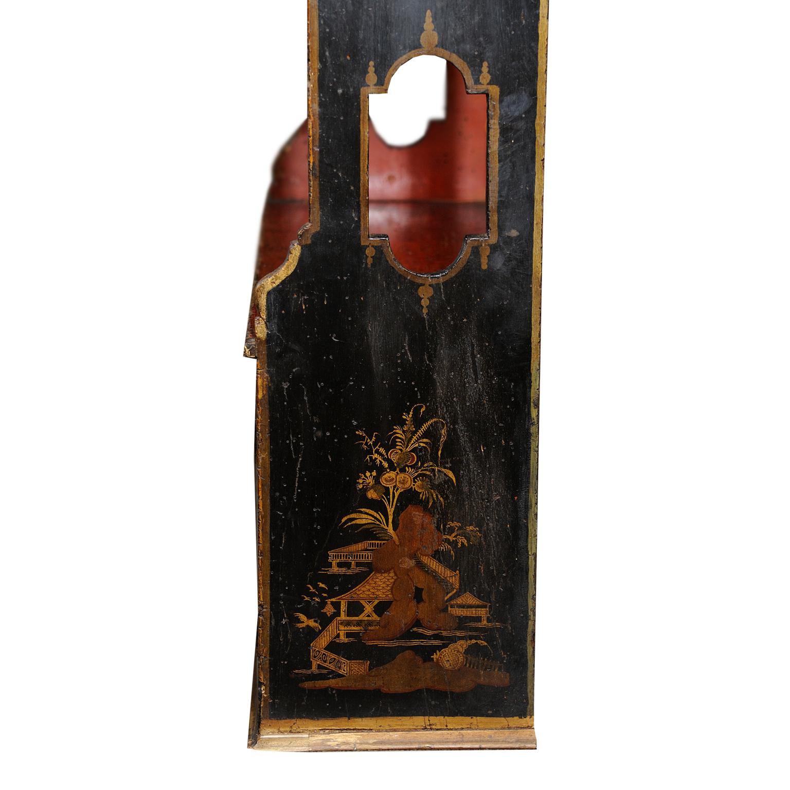 Set of French Louis XVI Chinoiserie Lacquered Hanging Shelves, circa 1780 In Good Condition For Sale In Tetbury, Gloucestershire