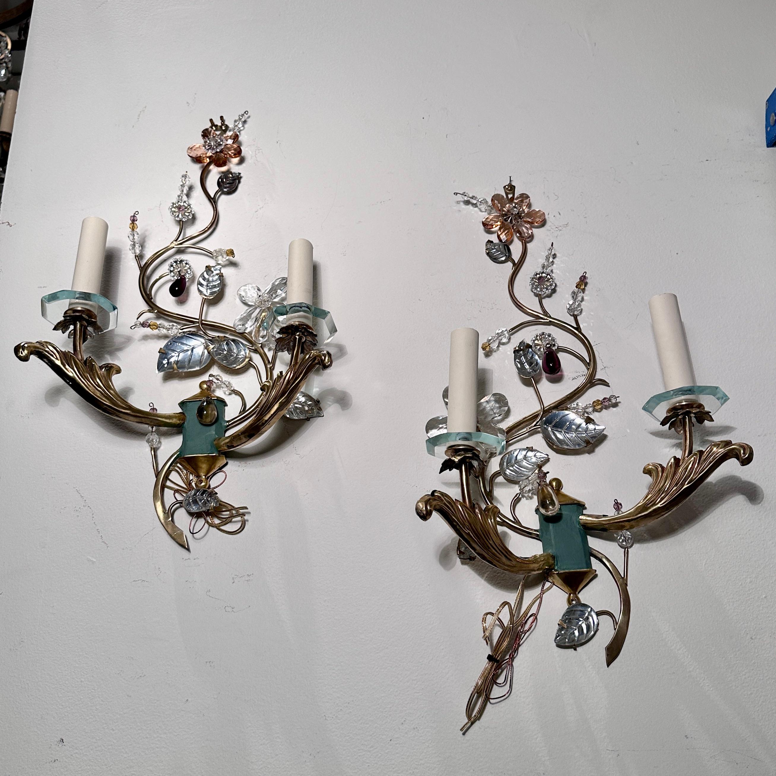 Set of 4 French Midcentury Sconces with Molded Glass Leaves, Sold in Pairs For Sale 2