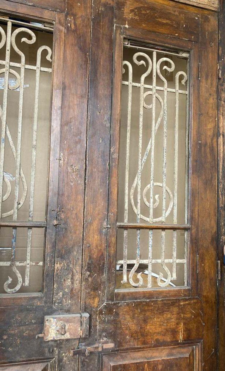 Set of French Painted Double Entry Door with Iron Insert In Fair Condition For Sale In North Hollywood, CA