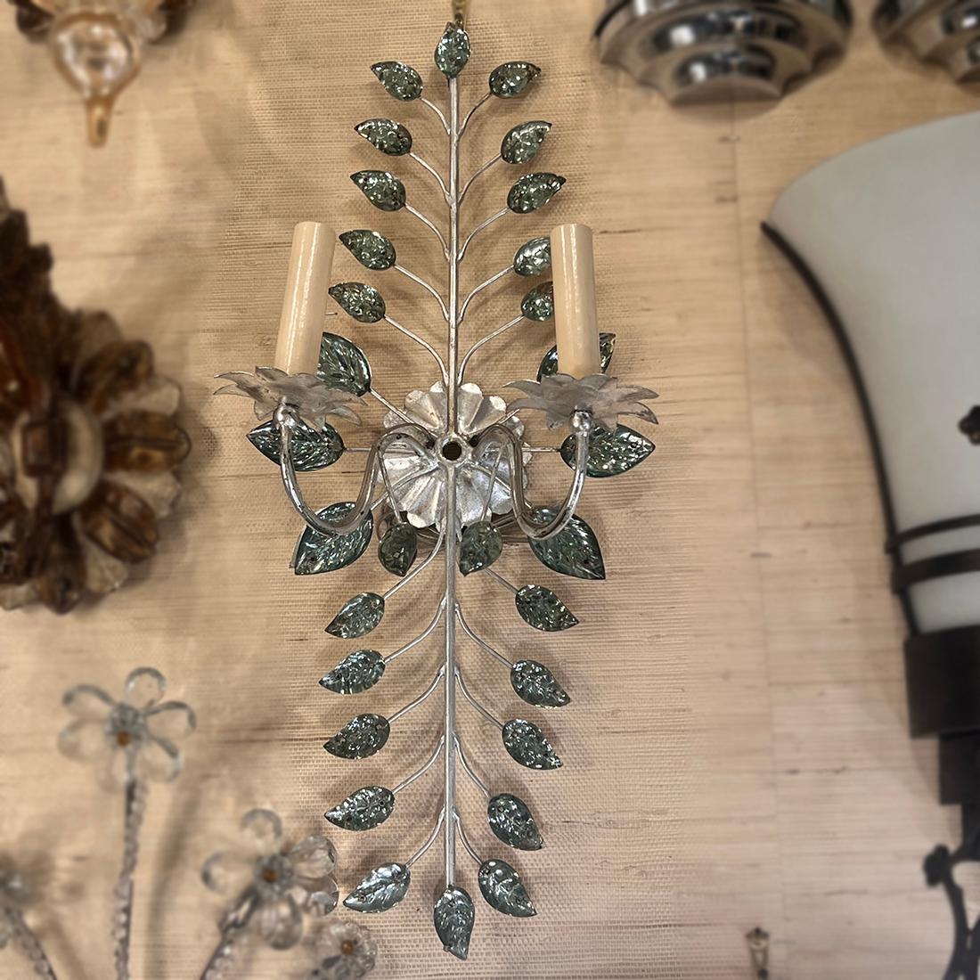 Set di lampade francesi a foglia d'argento, vendute a coppie in vendita 1