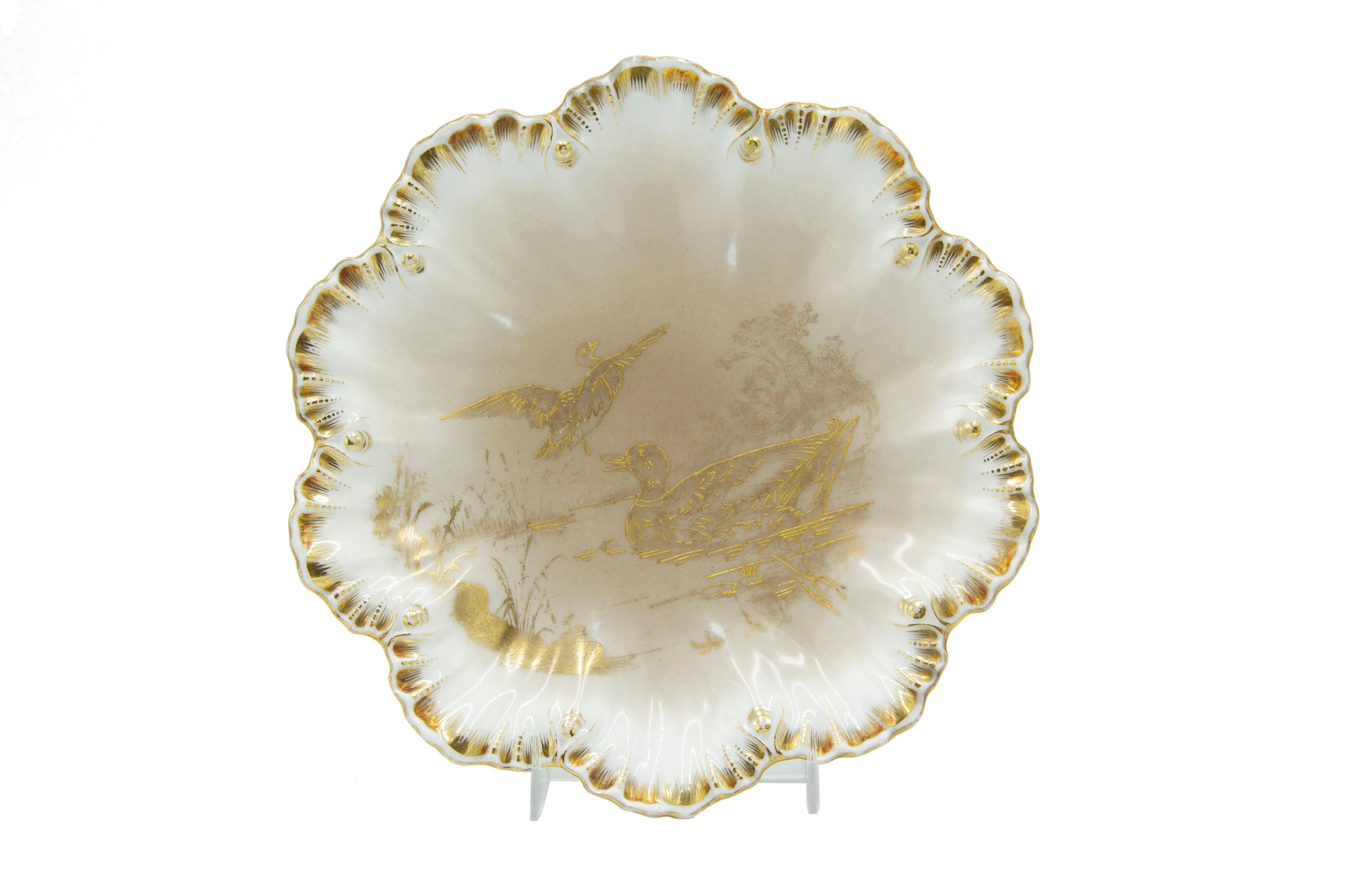 Juego de platos de porcelana francesa victoriana de Limoges en Bueno estado para la venta en Queens, NY
