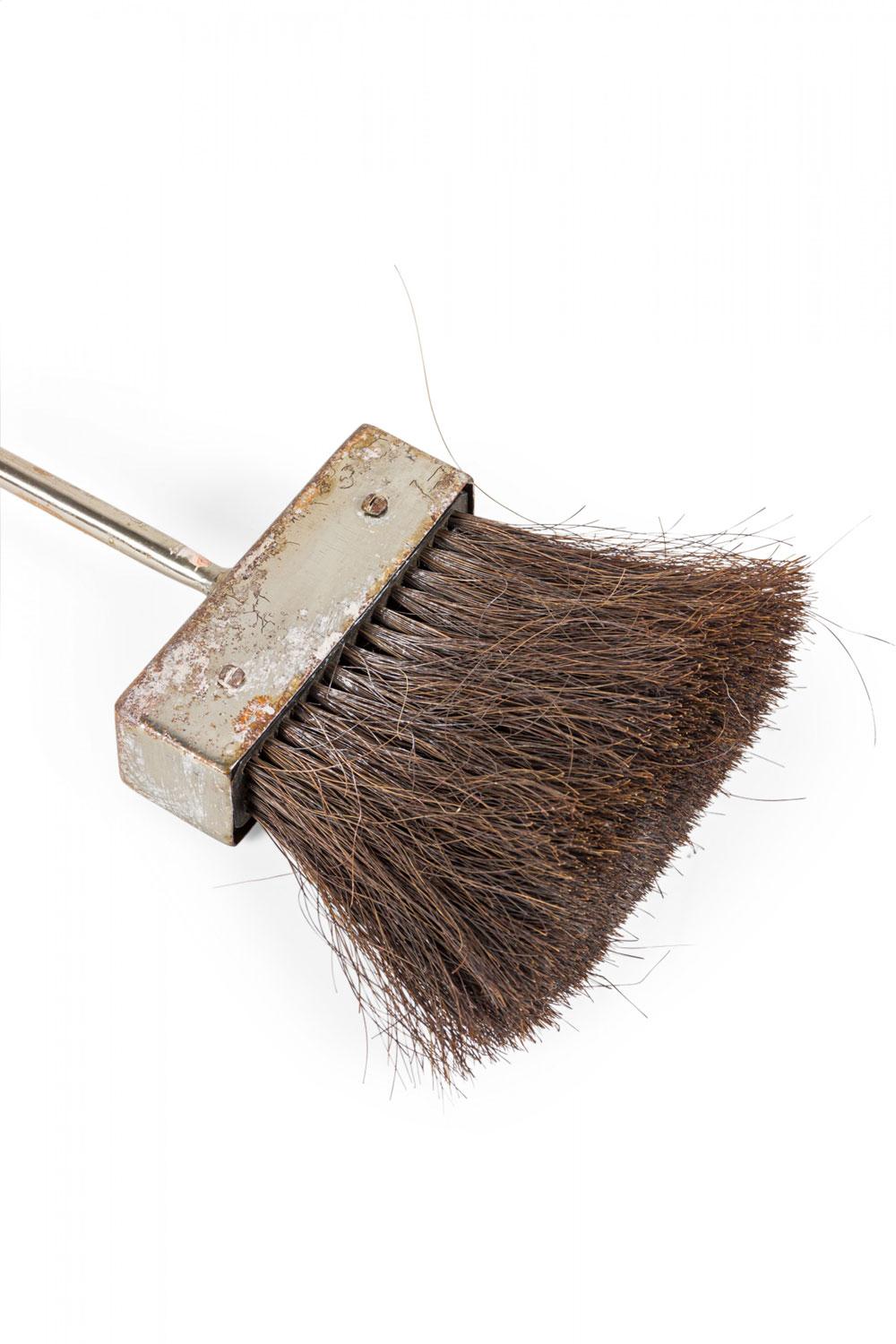 Set of French Victorian Style Iron and Brass Scroll Design Fire Tools For Sale 3