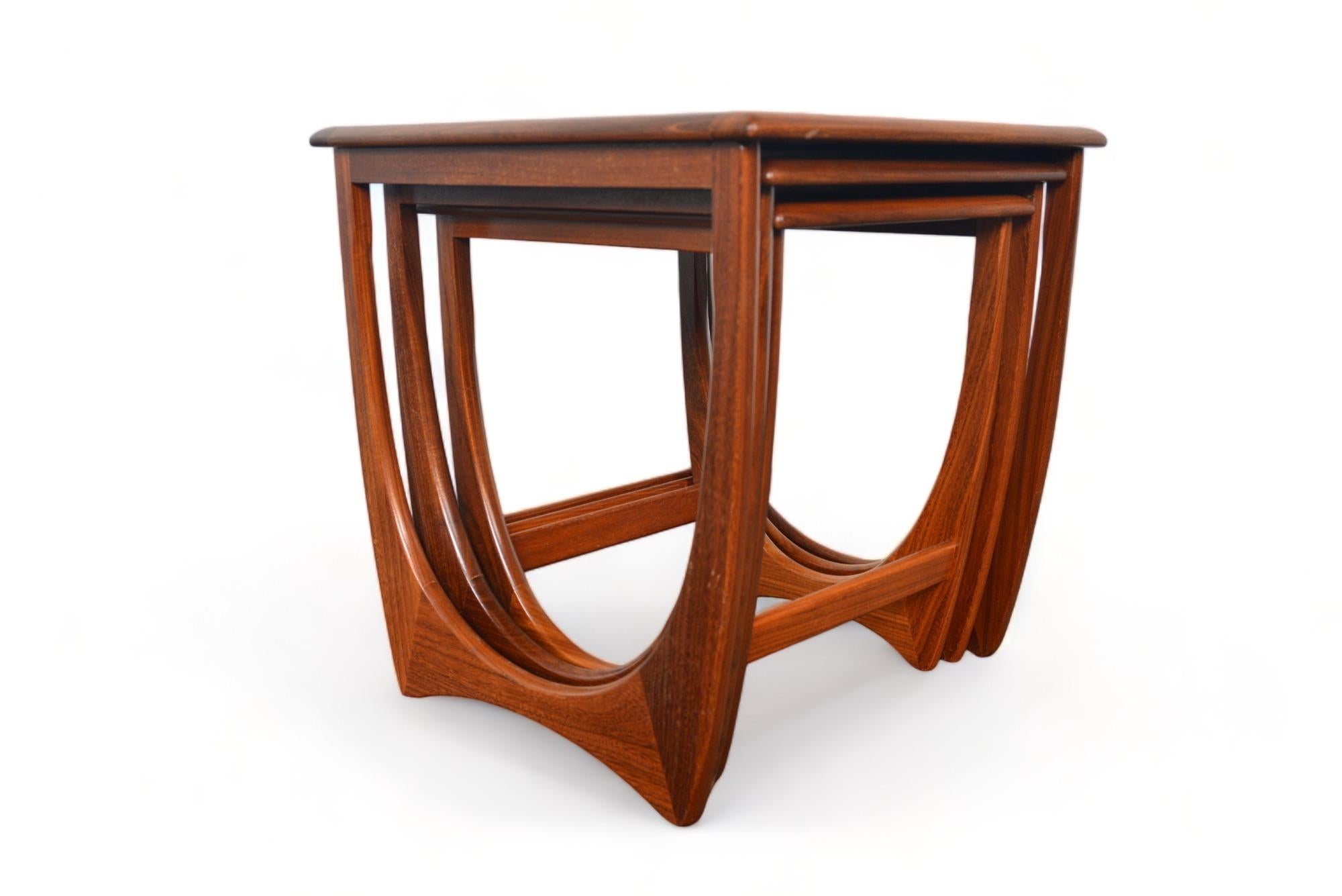Set of G Plan Astro Nesting Tables in Teak #1 In Good Condition For Sale In Berkeley, CA