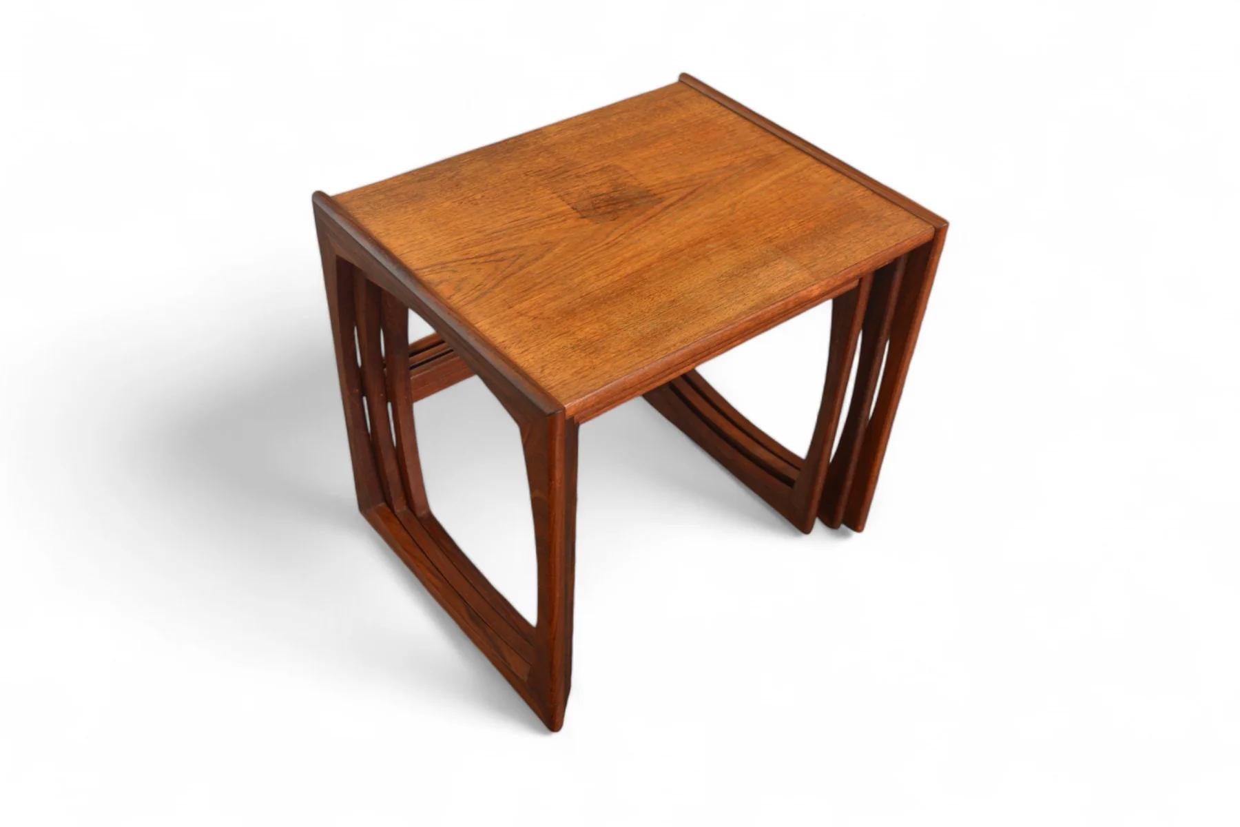 Set of G Plan Quadrille Nesting Tables in Teak #2 For Sale 2