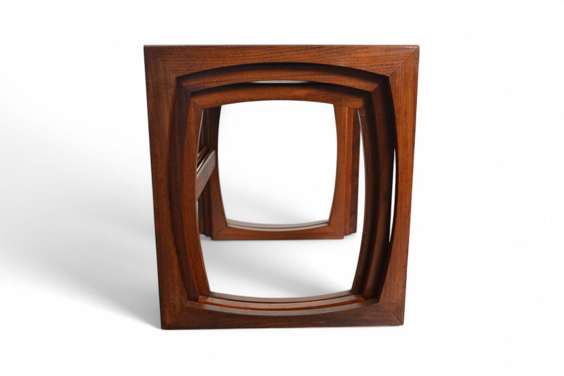 English Set of G Plan Quadrille Nesting Tables in Teak #4 For Sale