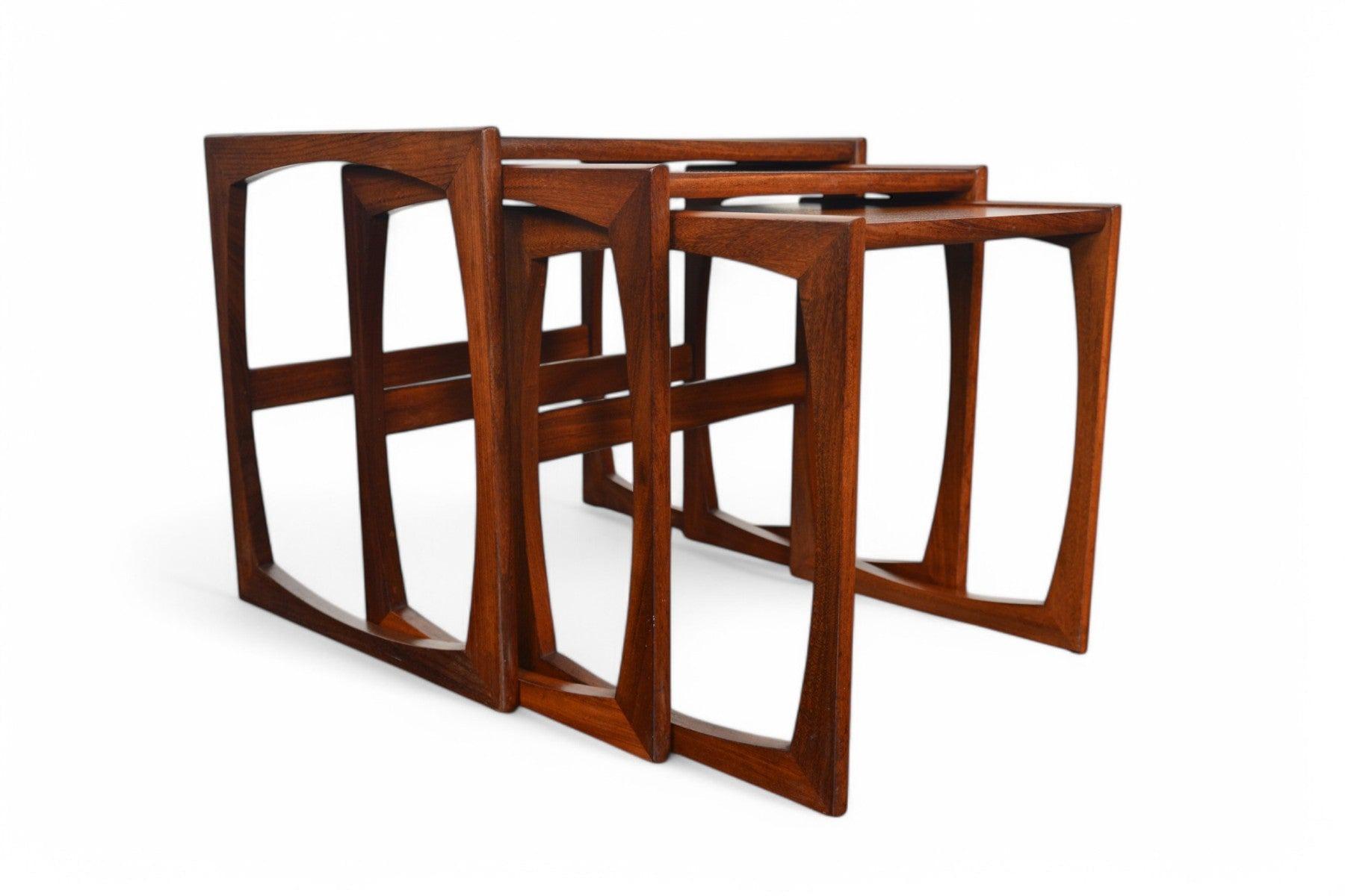 Set of G Plan Quadrille Nesting Tables in Teak #4 In Good Condition For Sale In Berkeley, CA