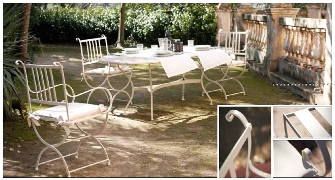 Set of garden furniture with four armchairs and glass top in forged iron
Beautiful handmade set of patio or garden furniture. It´s made of forged iron with a special antioxidant painting .
Cushions included

Armchairs measurements:
H 37.4 in
W