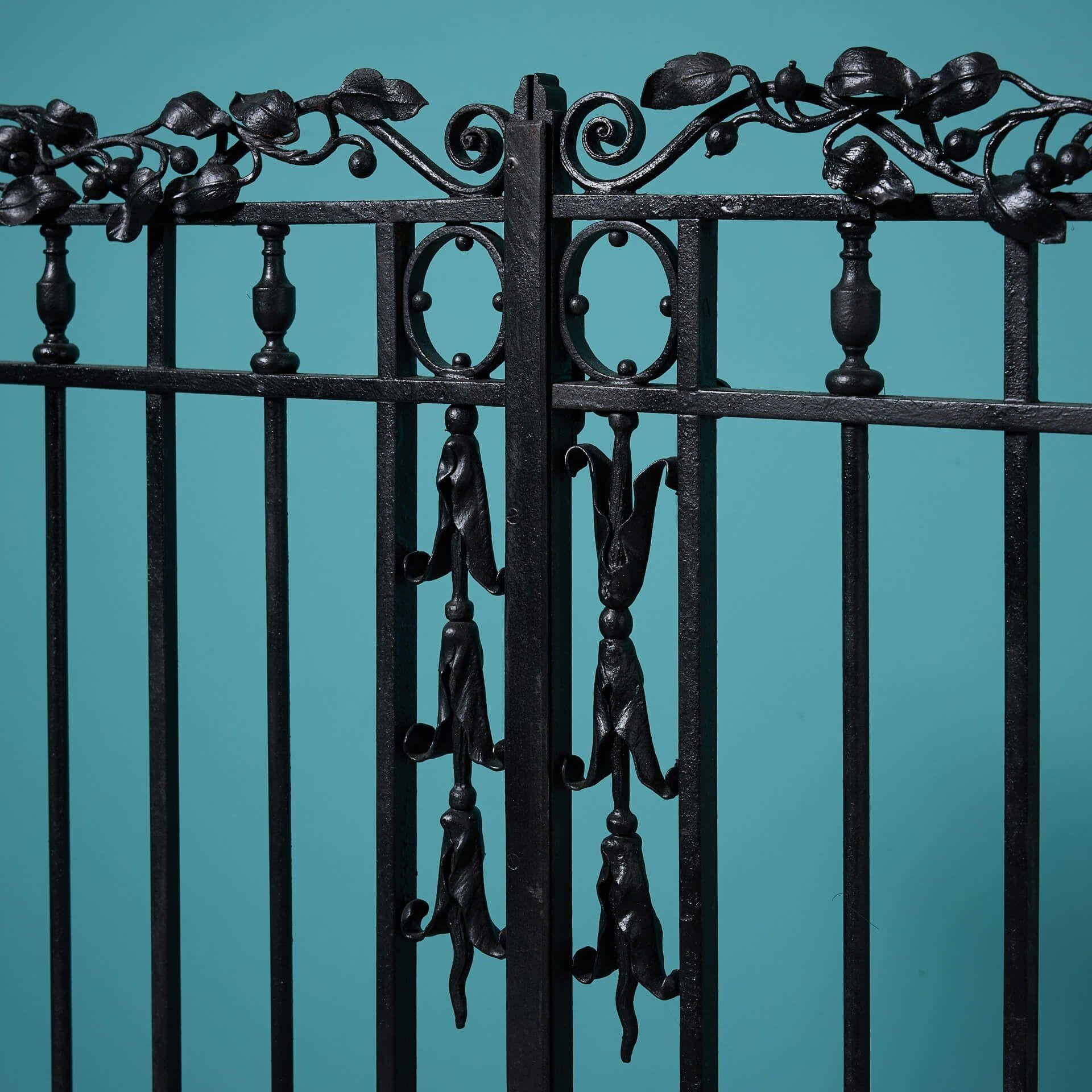 English Set of Georgian Decorative Wrought Iron Garden Gates For Sale
