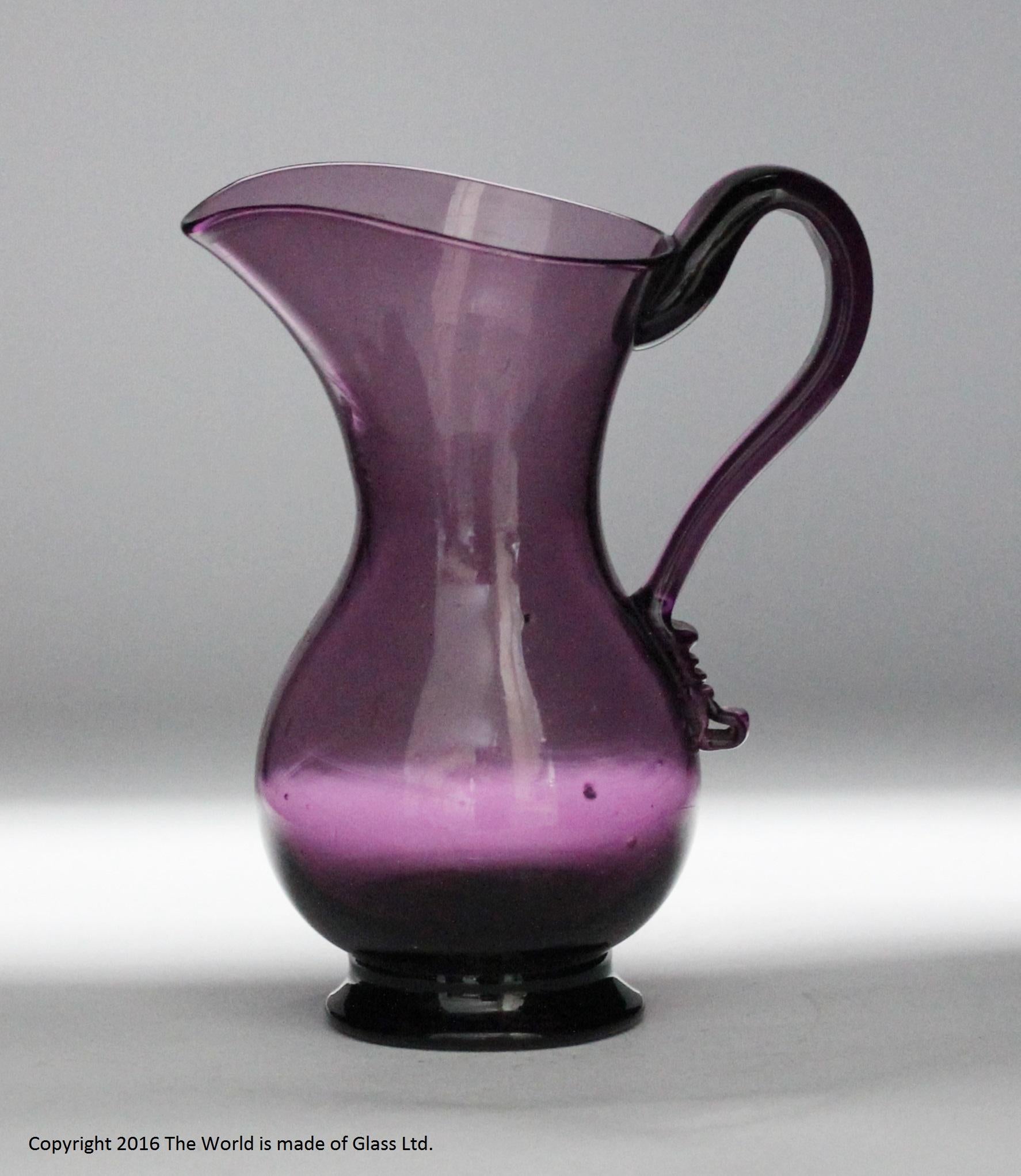 Cold-Painted Set of Georgian, Hand-Blown, Gilded, Pale Amethyst Glass Cream Jug and Sugar Bow For Sale