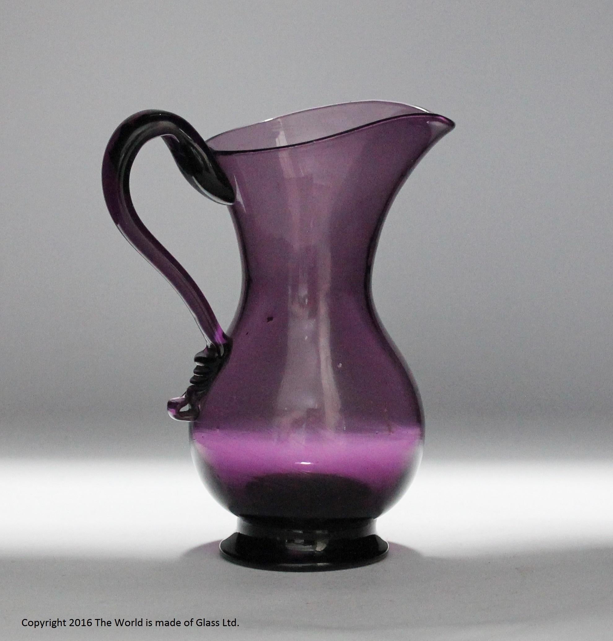 Early 19th Century Set of Georgian, Hand-Blown, Gilded, Pale Amethyst Glass Cream Jug and Sugar Bow For Sale