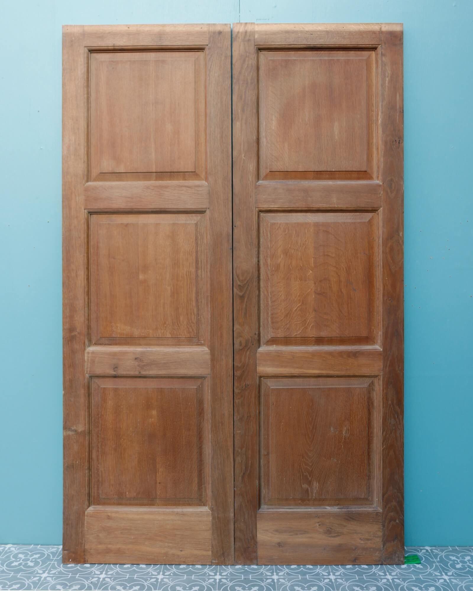 Set von Doppeltüren aus Eichenholz im georgianischen Stil im Zustand „Relativ gut“ im Angebot in Wormelow, Herefordshire