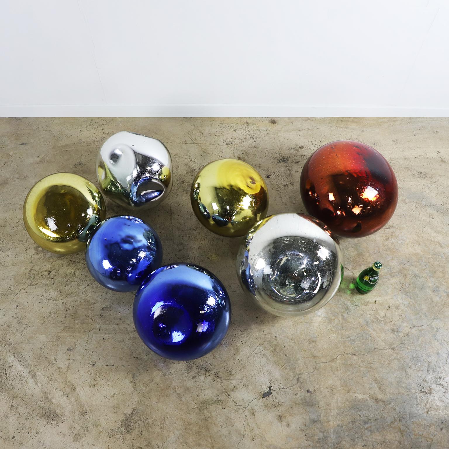 Mid-Century Modern Set of Giant Mexican Modernism Mercury Glass Spheres For Sale