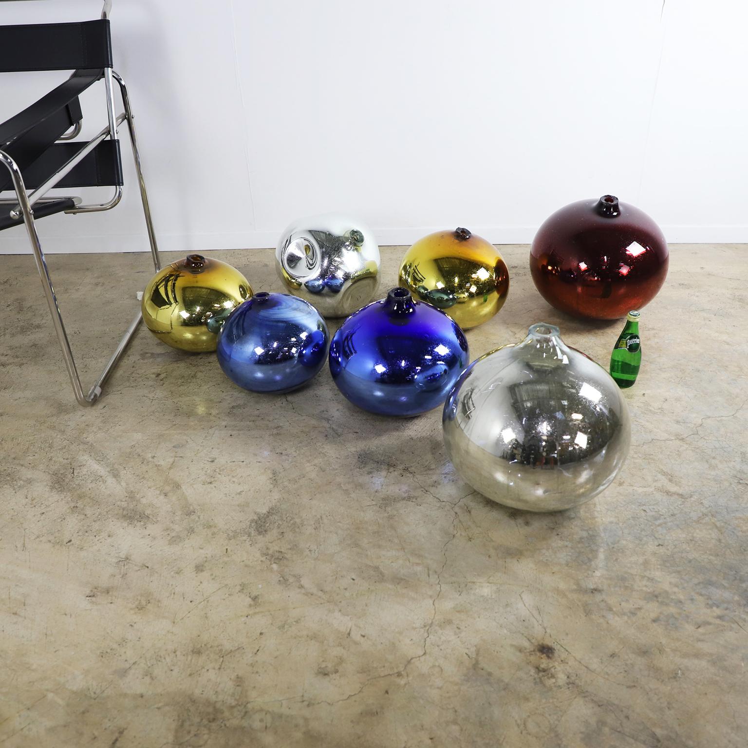 Mid-20th Century Set of Giant Mexican Modernism Mercury Glass Spheres For Sale