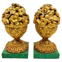 Set di cesti floreali in legno d'orato Frammenti architettonici