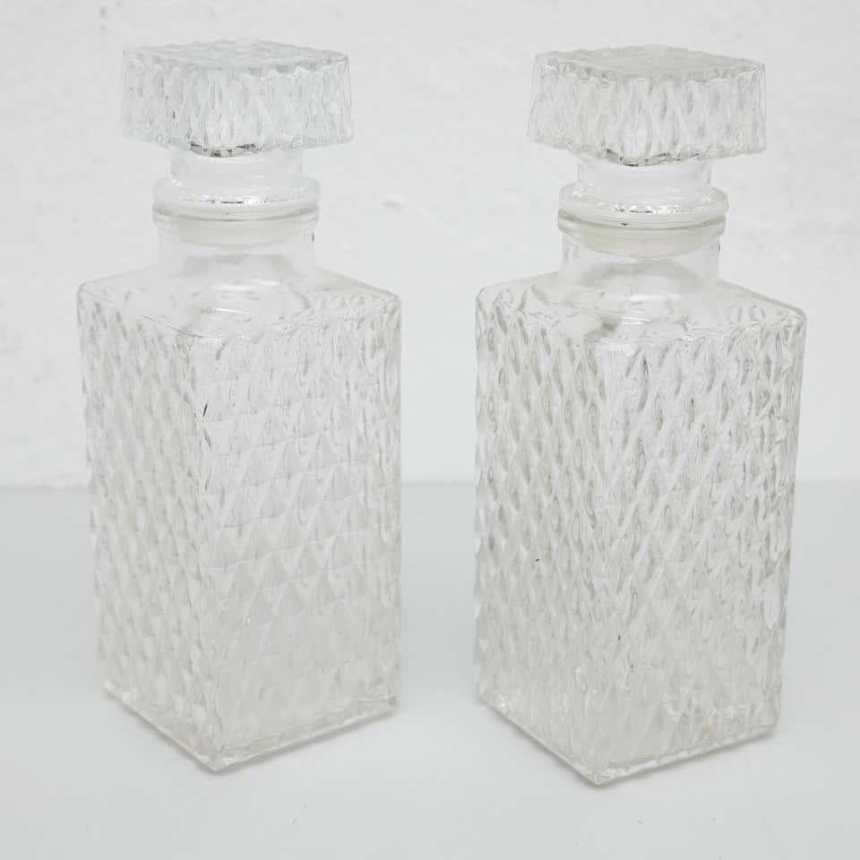 Set of Glass Whisky Bottles and Ice Bucket, circa 1950 For Sale 4