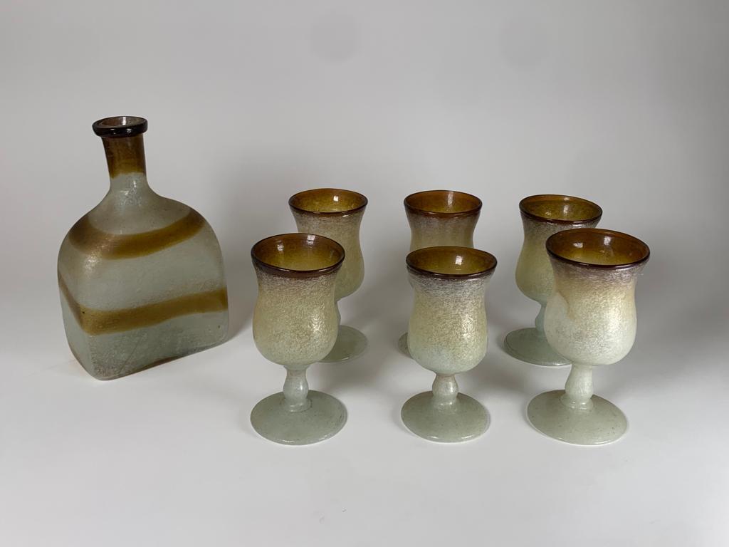 Set of Glasses and Bottle in Murano Glass by Seguso Vetri d'Arte For Sale 2