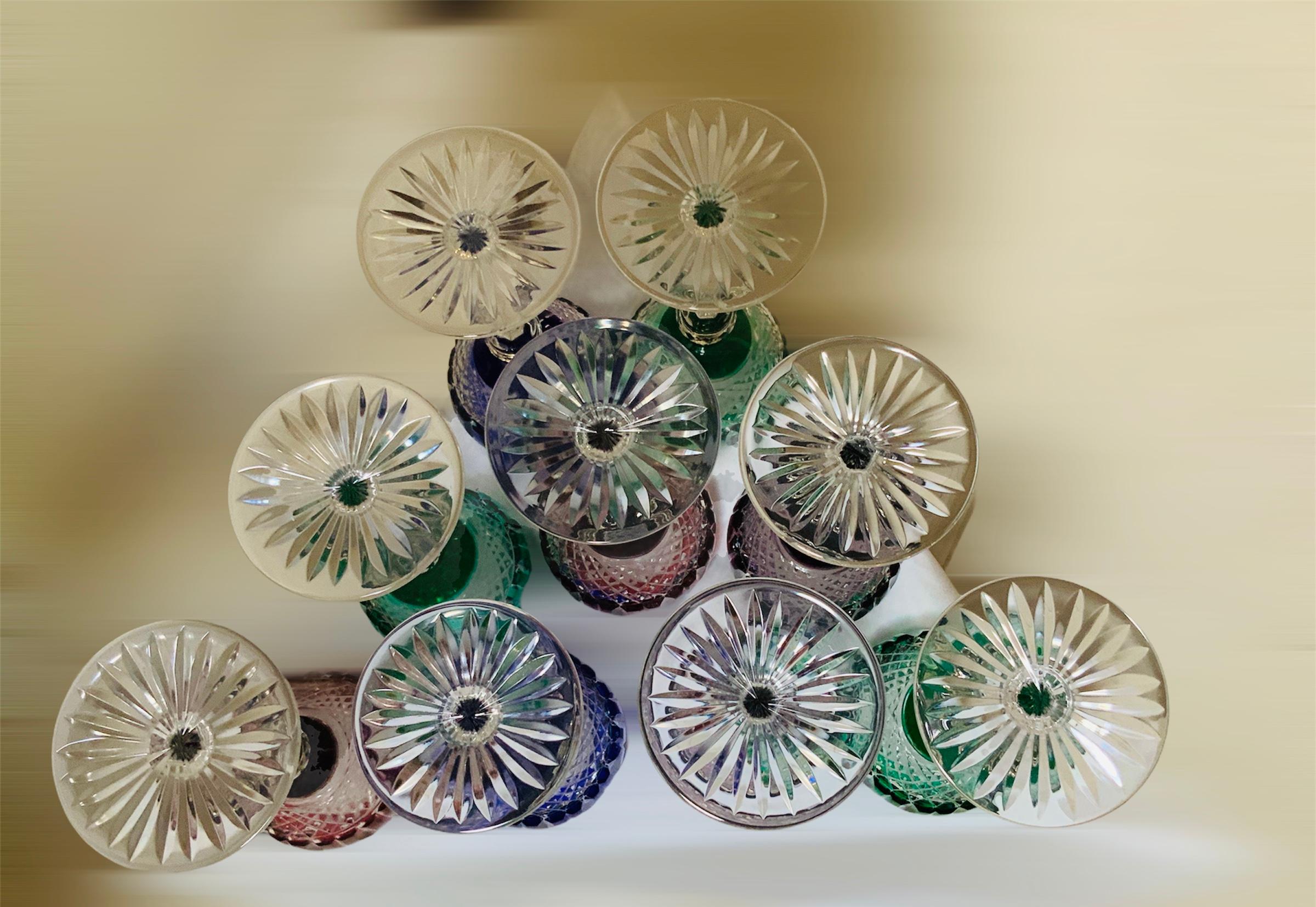 Set von neun Godinger King Louis-Weingläsern aus geschliffenem Kristall mit Hock-Muster (20. Jahrhundert) im Angebot