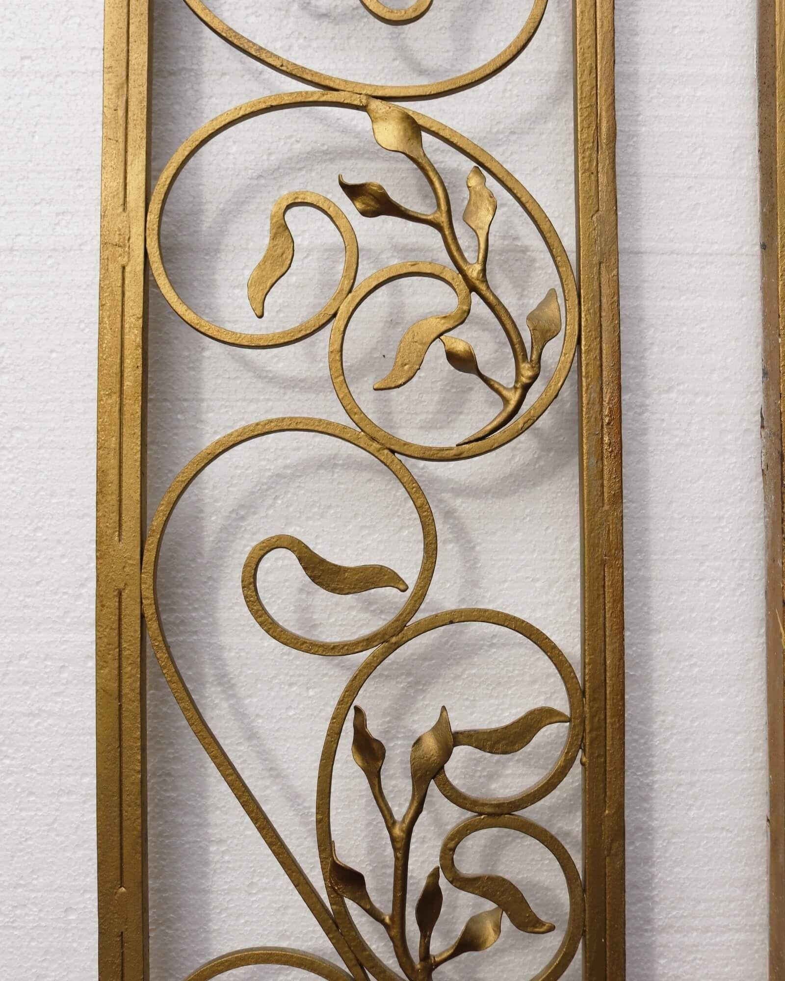 Set of Gold Hollywood Regency Style Wrought Iron Panels In Good Condition For Sale In Wormelow, Herefordshire