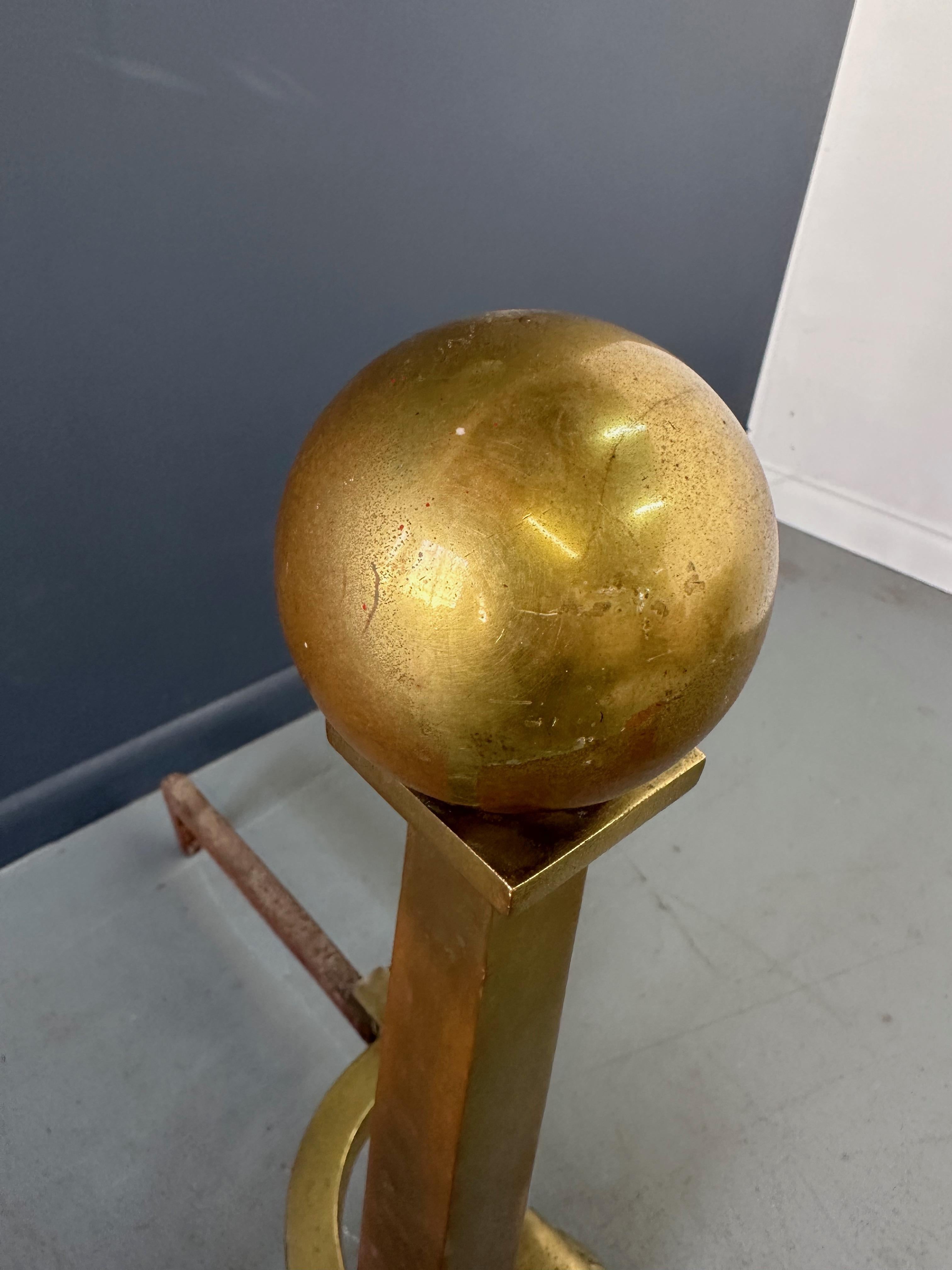 Set of Grand Antique Brass Columnar Andirons with Cannonball Finial For Sale 1