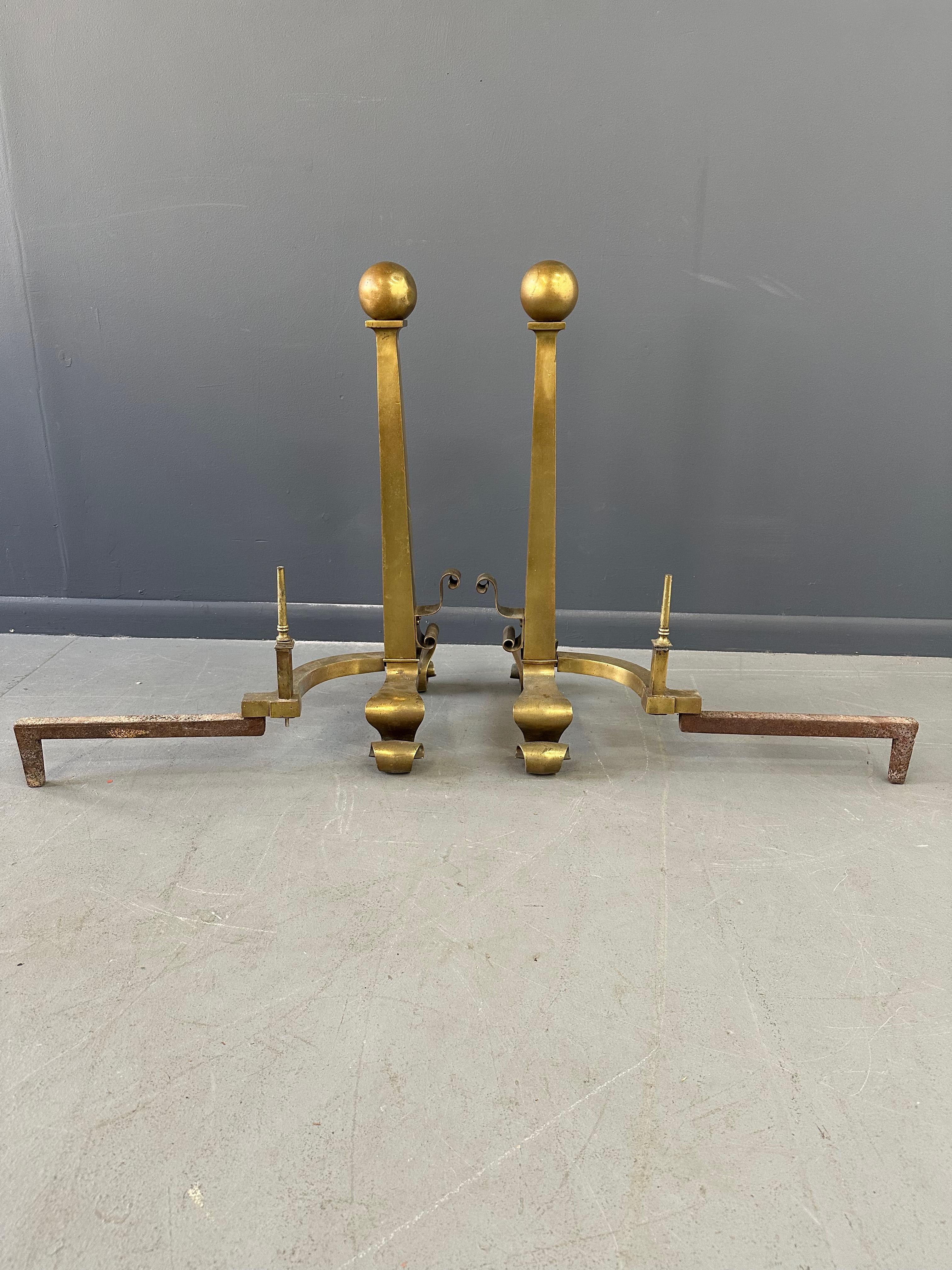 Set of Grand Antique Brass Columnar Andirons with Cannonball Finial For Sale 3