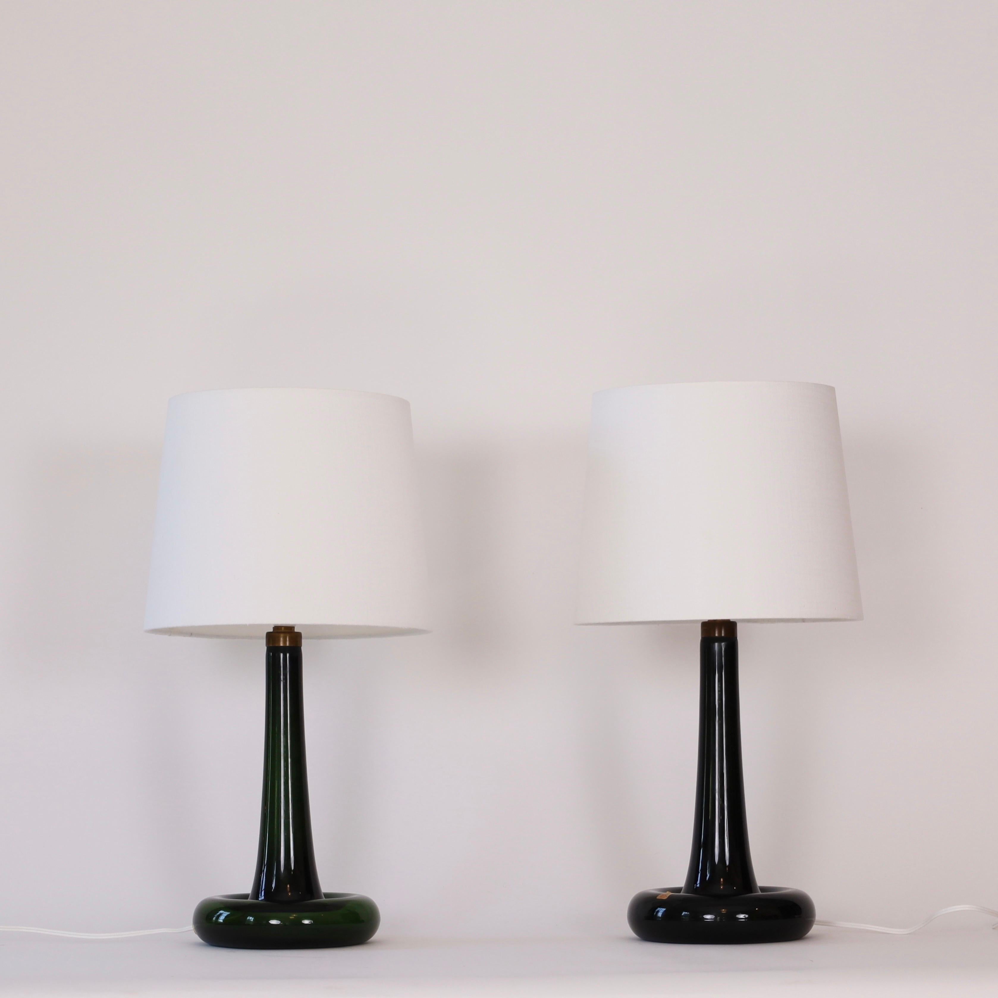 Fin du 20e siècle Ensemble de lampes de bureau en verre vert par Michael Bang pour Holmegaard, années 1970, Danemark en vente
