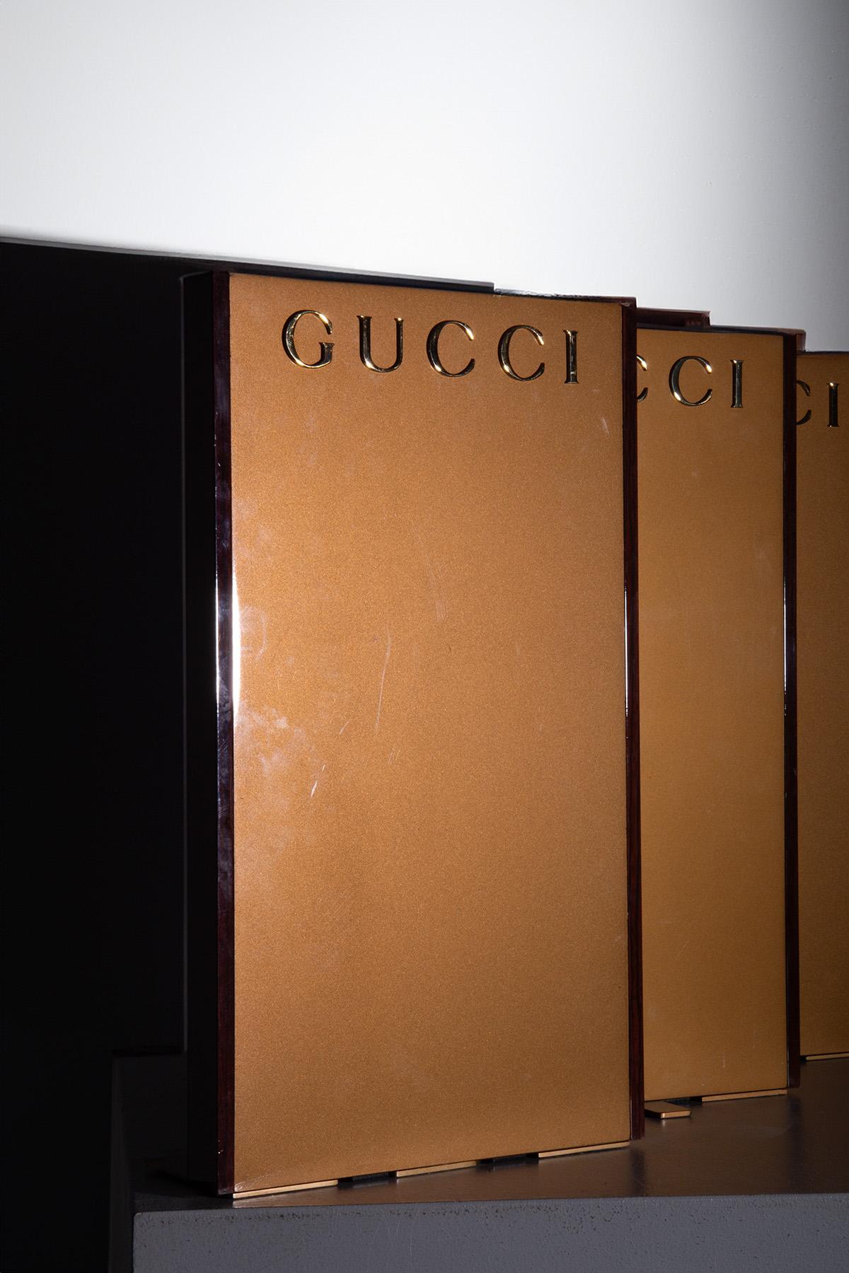 Italian set of Gucci displays in vendita