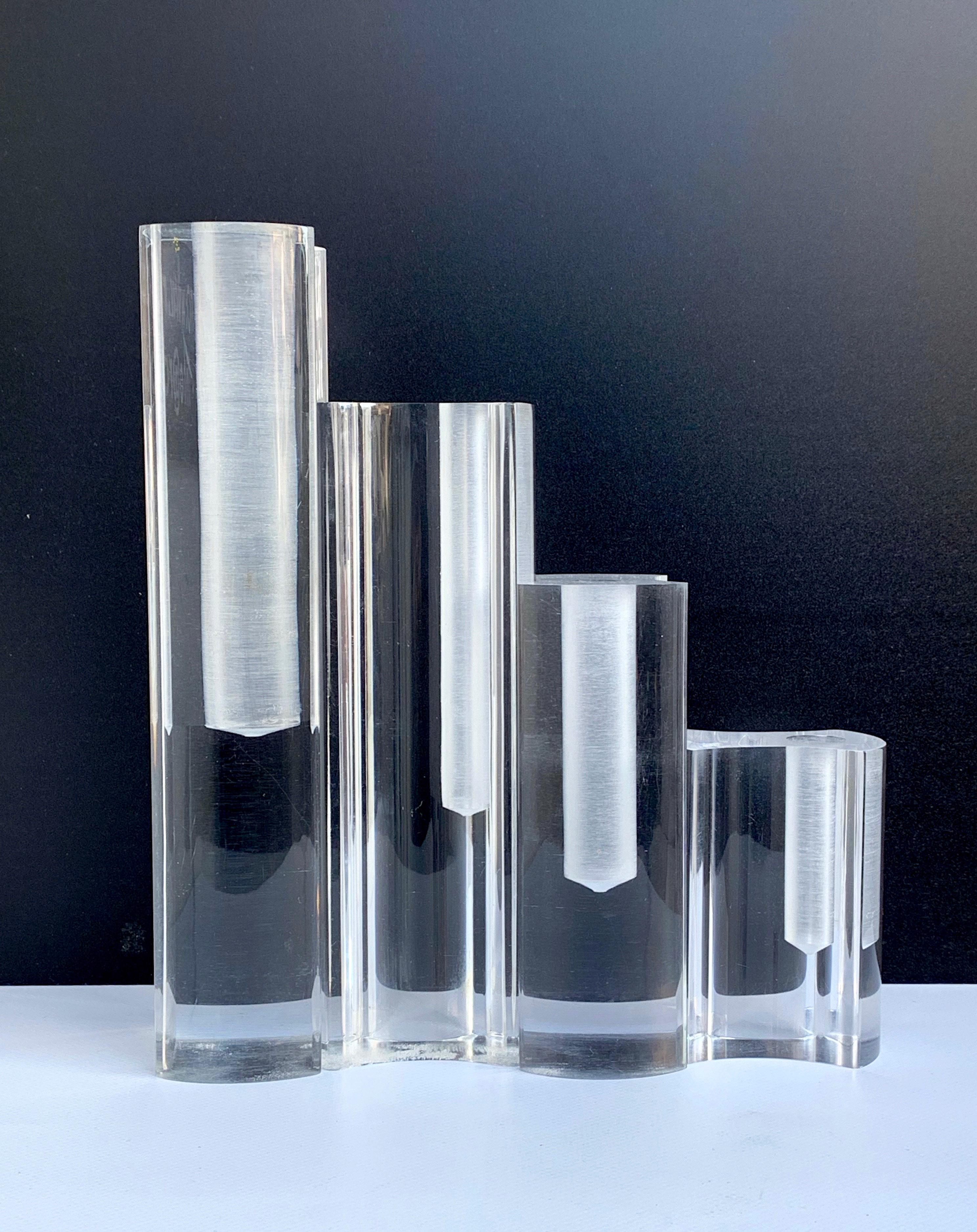 Set of Guzzini Midcentury Crystal Plexiglass Italian Vases, 1970s 6
