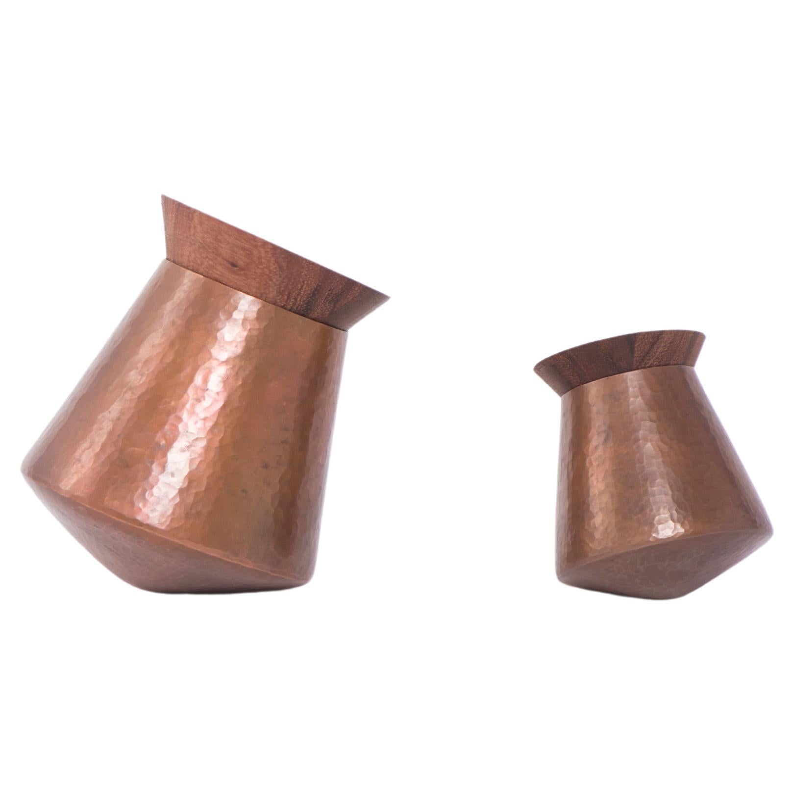 Set of Hammered Copper Containers with Patinated Finish and Rosamorada Wood Lid For Sale