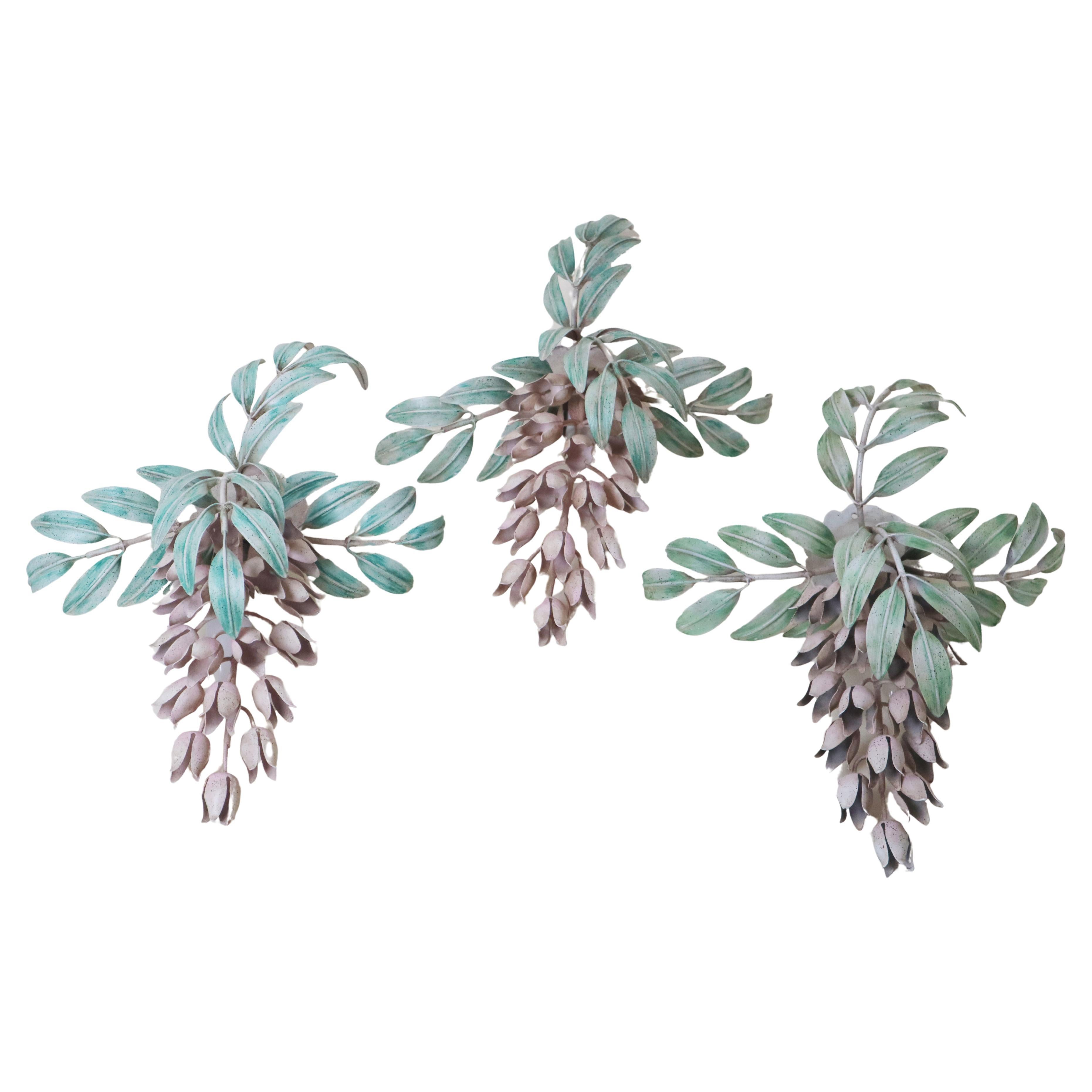 Set di lampade da parete dipinte a mano con fiori di glicine di Hans Kögl in vendita