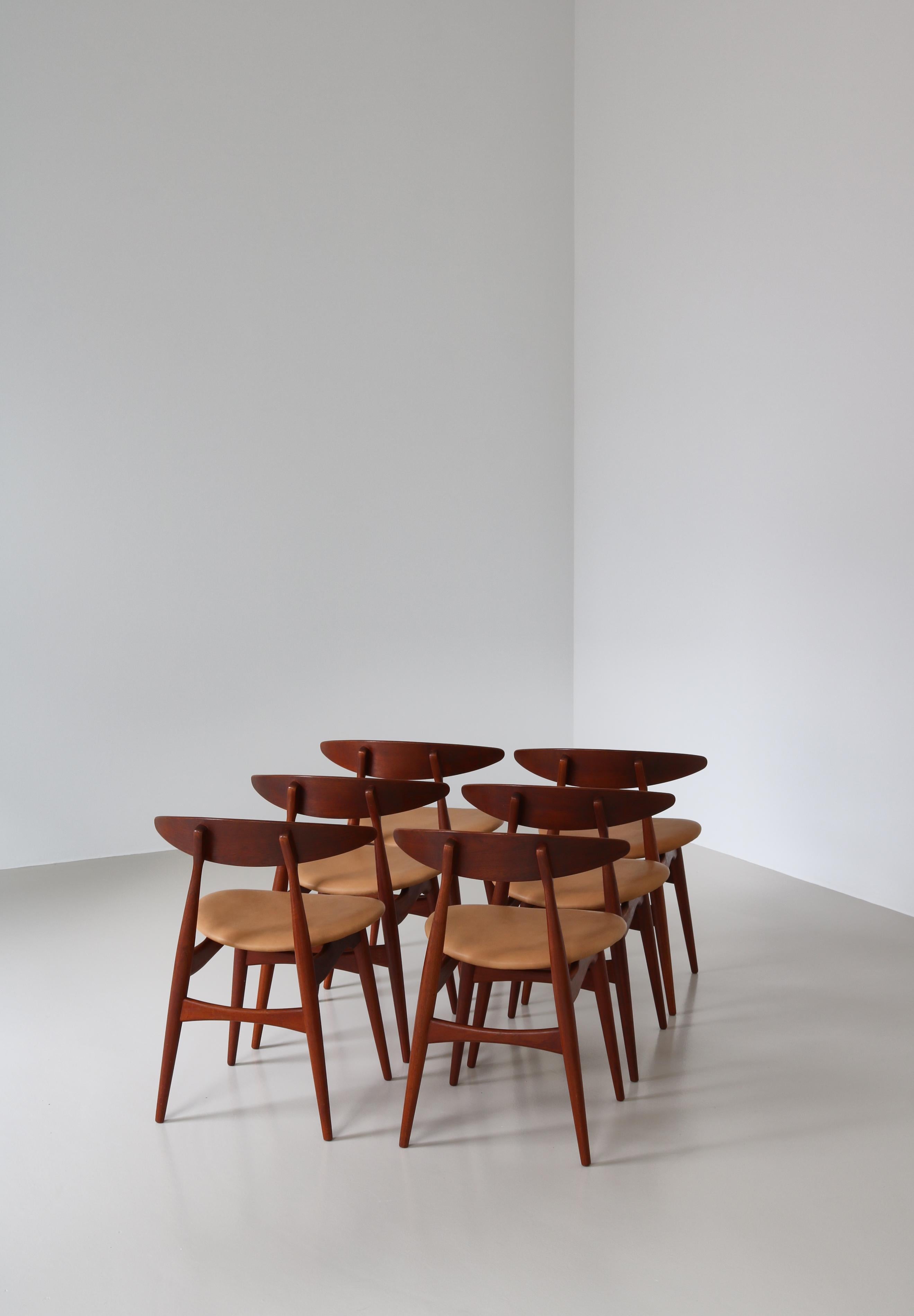 Ensemble de chaises de salle à manger Hans J. Wegner modèle 