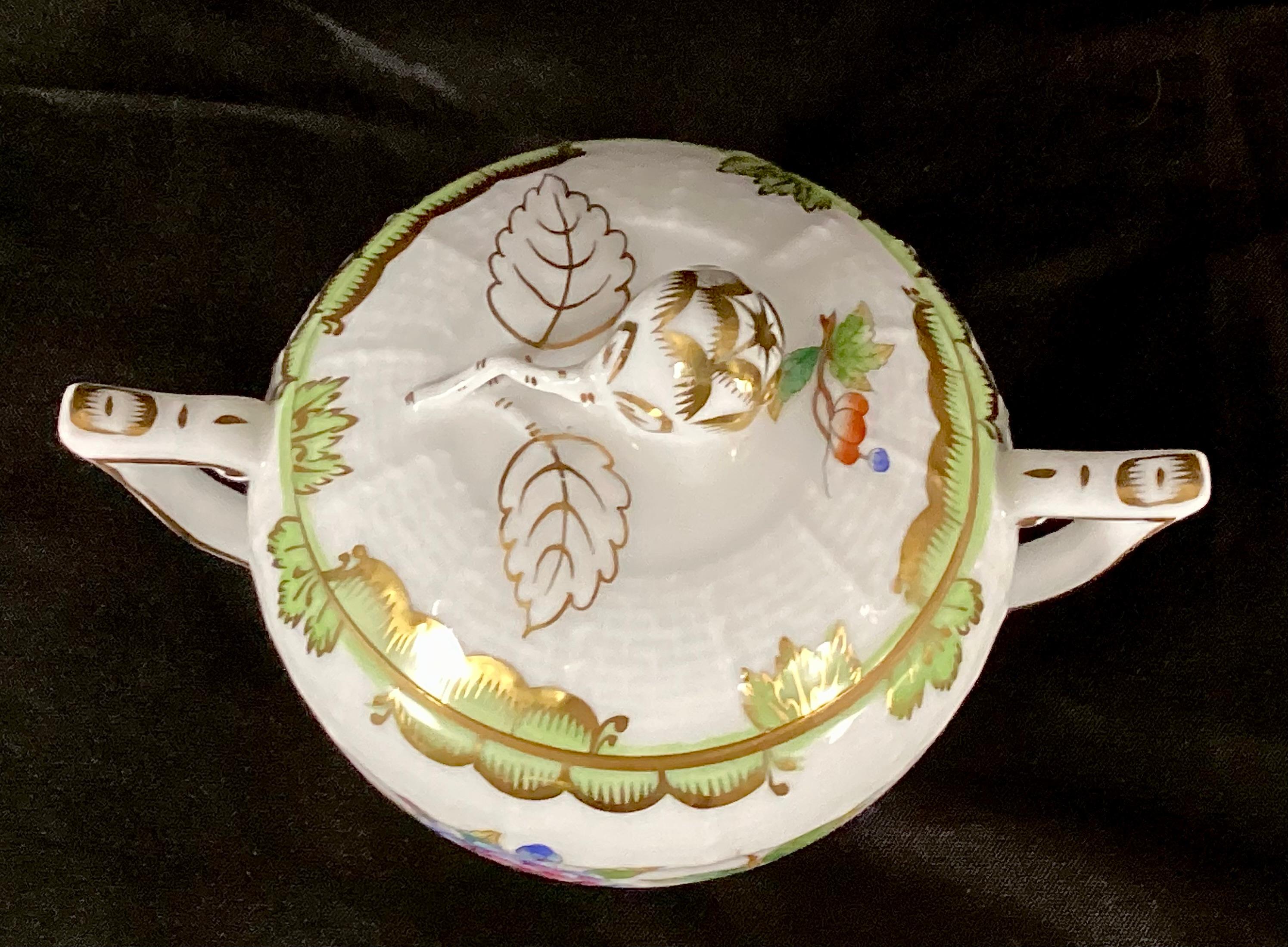 Set Of Herend Queen Victoria Salt Dish And Sugar Bowl With Lid For Sale 4