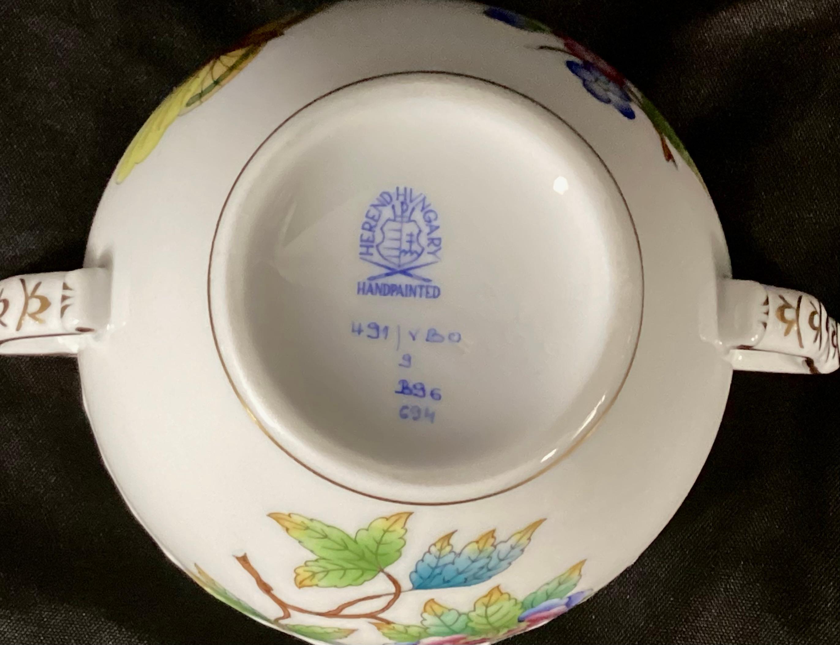 Set Of Herend Queen Victoria Salt Dish And Sugar Bowl With Lid For Sale 6