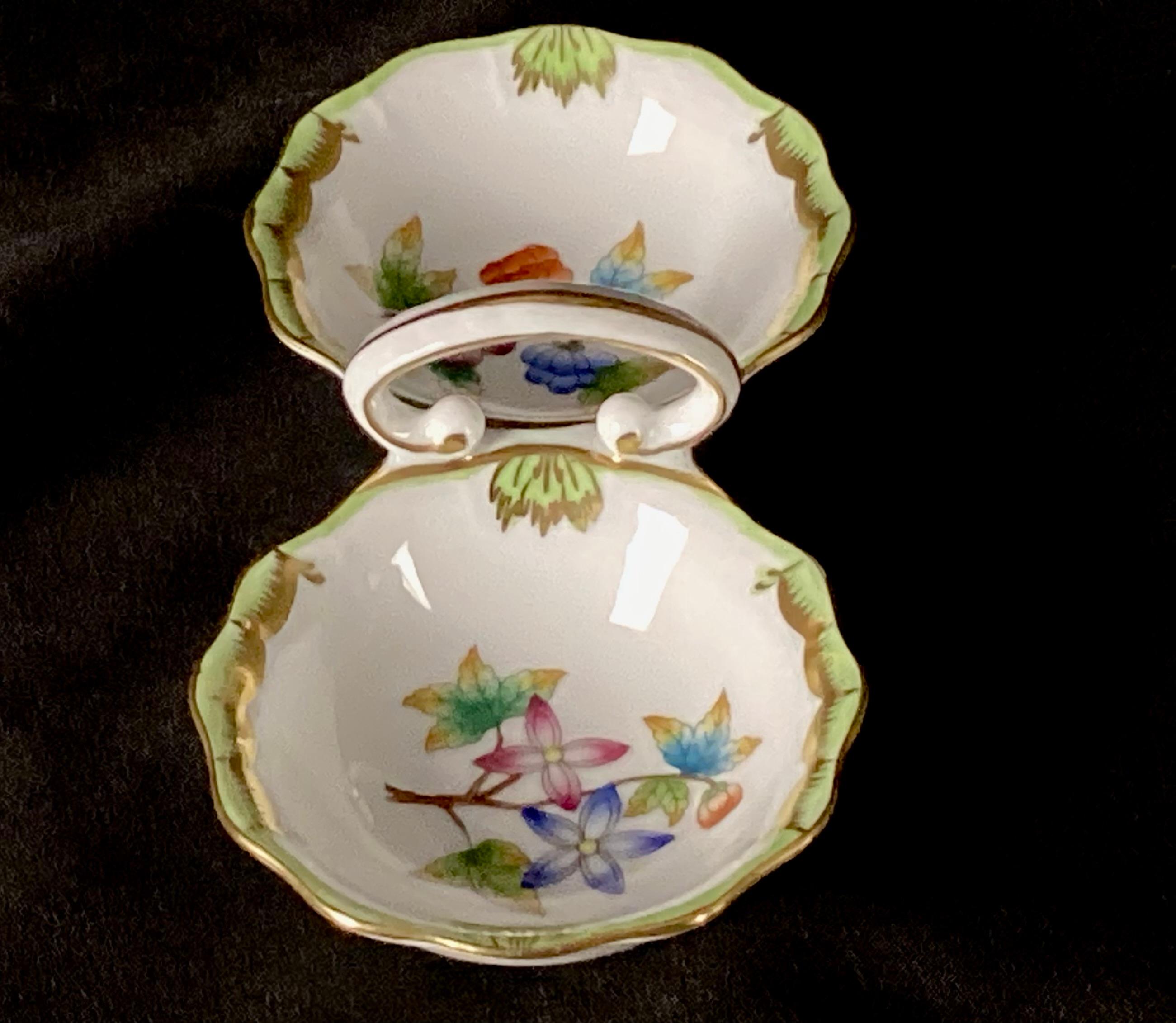 Mid-Century Modern Set Of Herend Queen Victoria Salt Dish And Sugar Bowl With Lid For Sale
