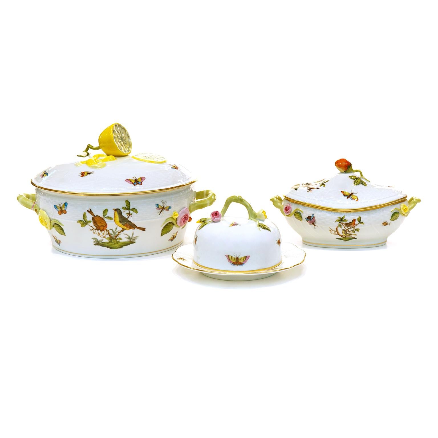 Circa 1950s, by Herend, Hungary.  Rothschild Bird pattern by Herend is one of the most desirable porcelain patterns ever made. This service has everything you need and will use. Beautifully made, all the pieces are in excellent condition.

Remark: 