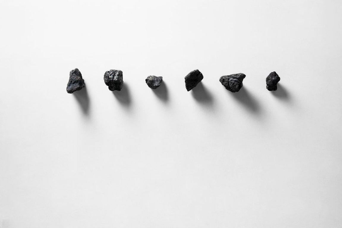 Set of Hooks 'Me' in Black Lava Stone In New Condition For Sale In Paris, IDF