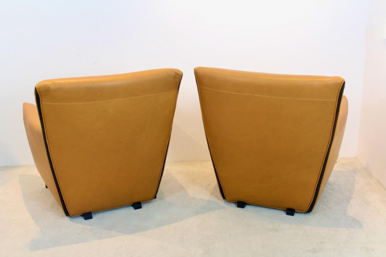 Set of Iconic Artifort F330 ‘Cordoba’ Lounge Chairs in Soft Ochre Leather For Sale 7