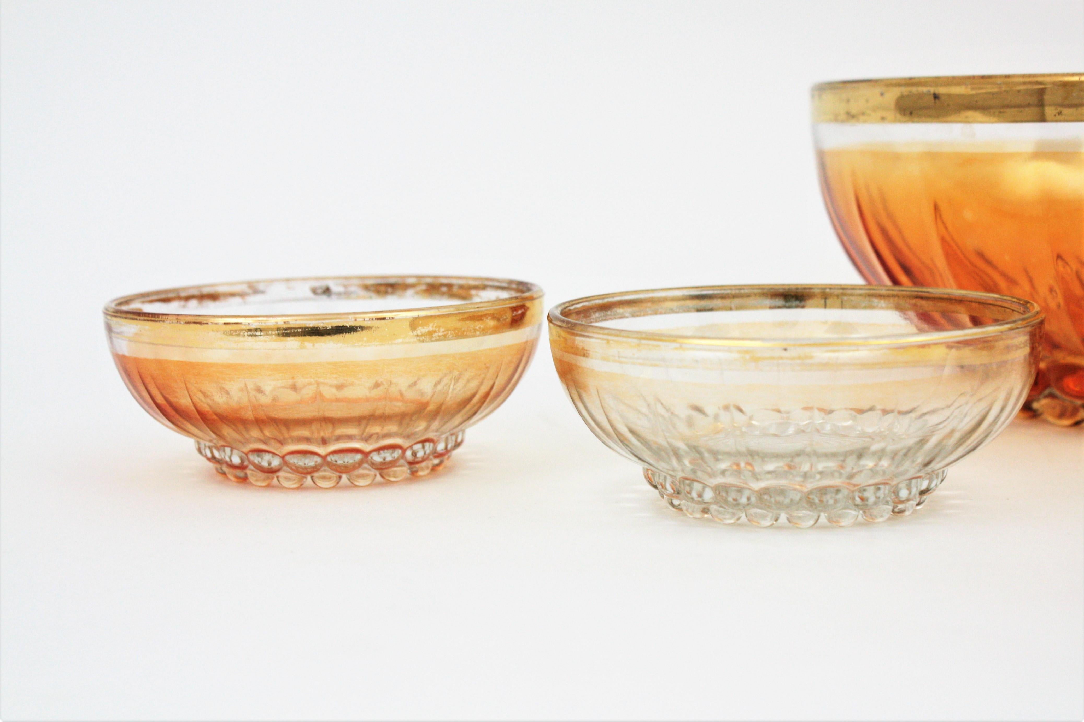 Pattern Pressed Glass Gold Rim Bowls / Dessert Serving Set In Good Condition For Sale In Barcelona, ES