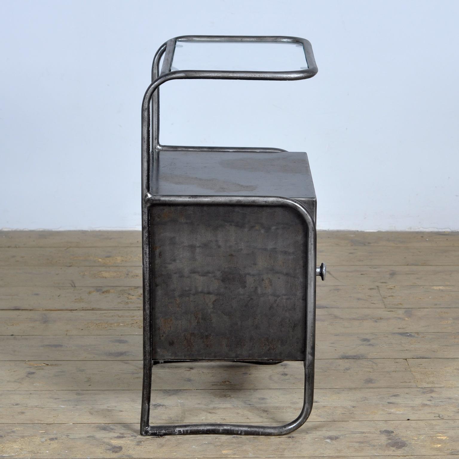 Set Of Iron Nightstands, 1950’s In Good Condition For Sale In Amsterdam, Noord Holland