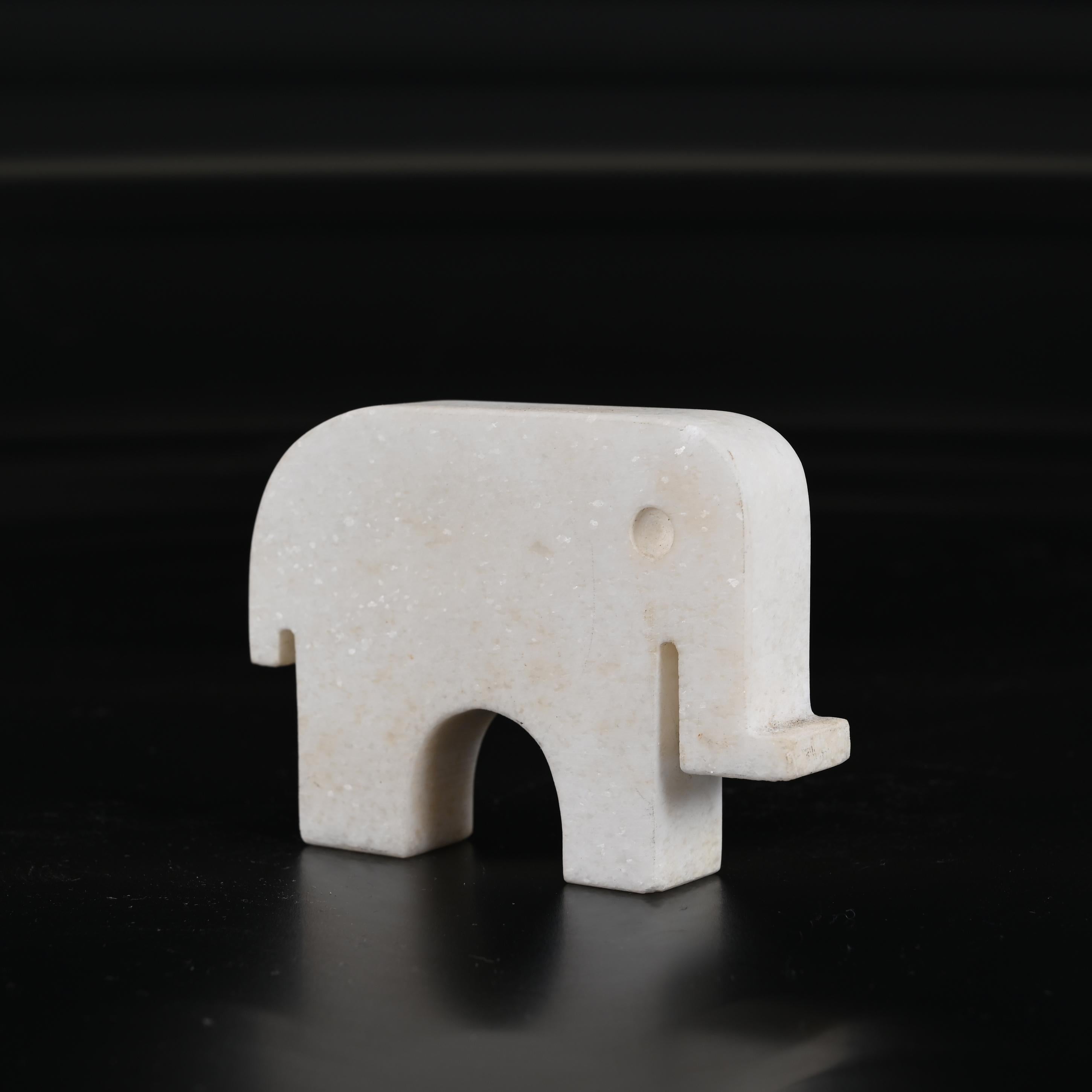 Set of Fratelli Mannelli Italian White Carrara Marble Animals Sculptures, 1970s For Sale 2