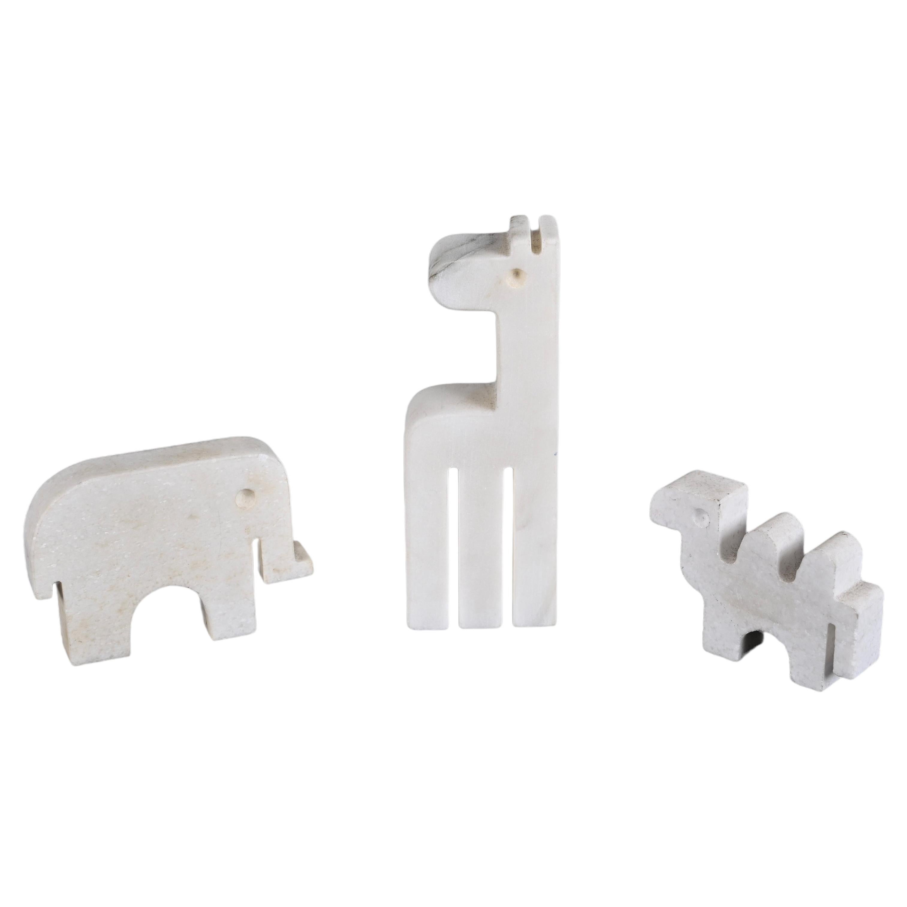 Set of Fratelli Mannelli Italian White Carrara Marble Animals Sculptures, 1970s For Sale