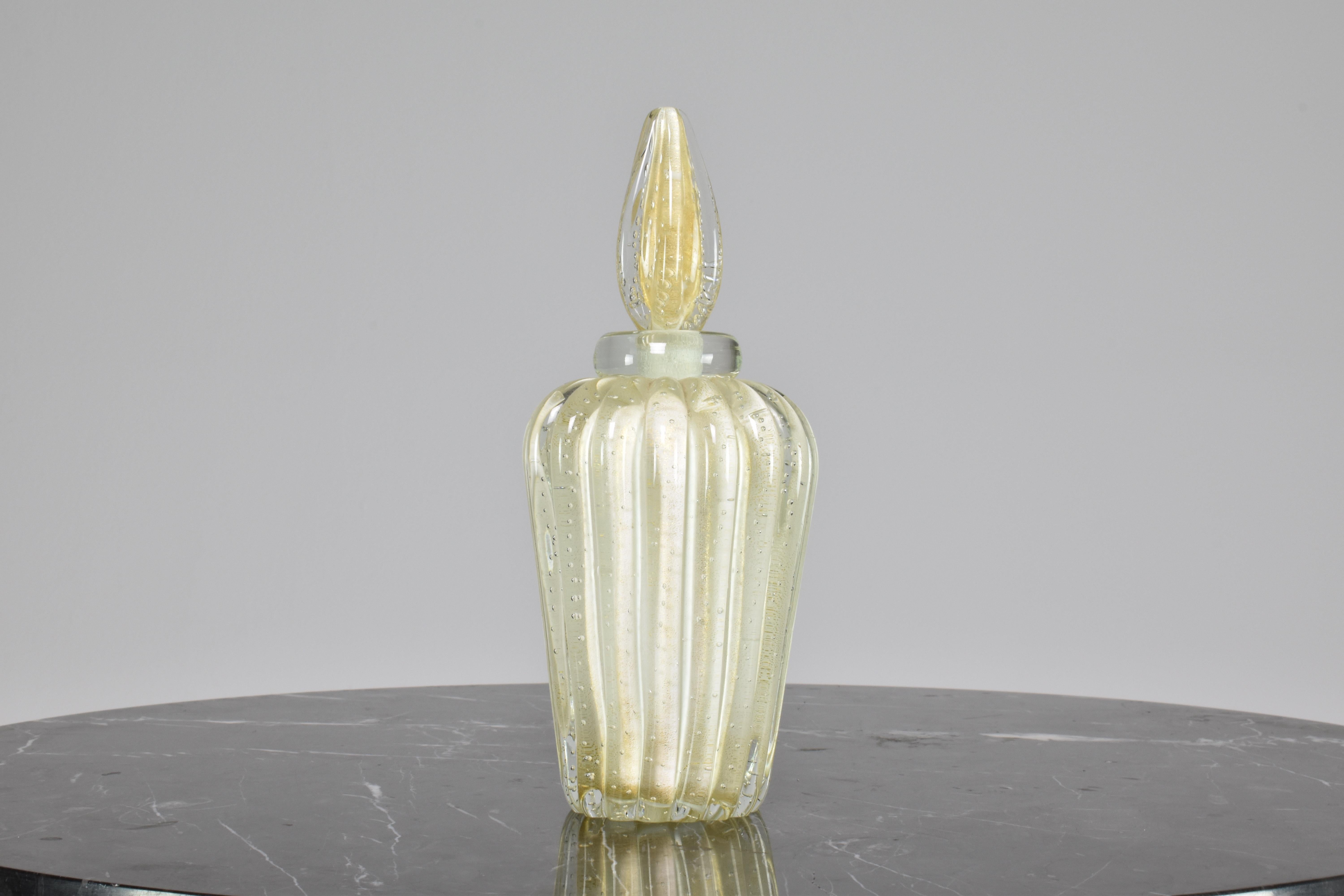 Mid-Century Modern Set of Italian Glass Art Perfume and Powder Bottles by Alfredo Barbini, 1950s For Sale