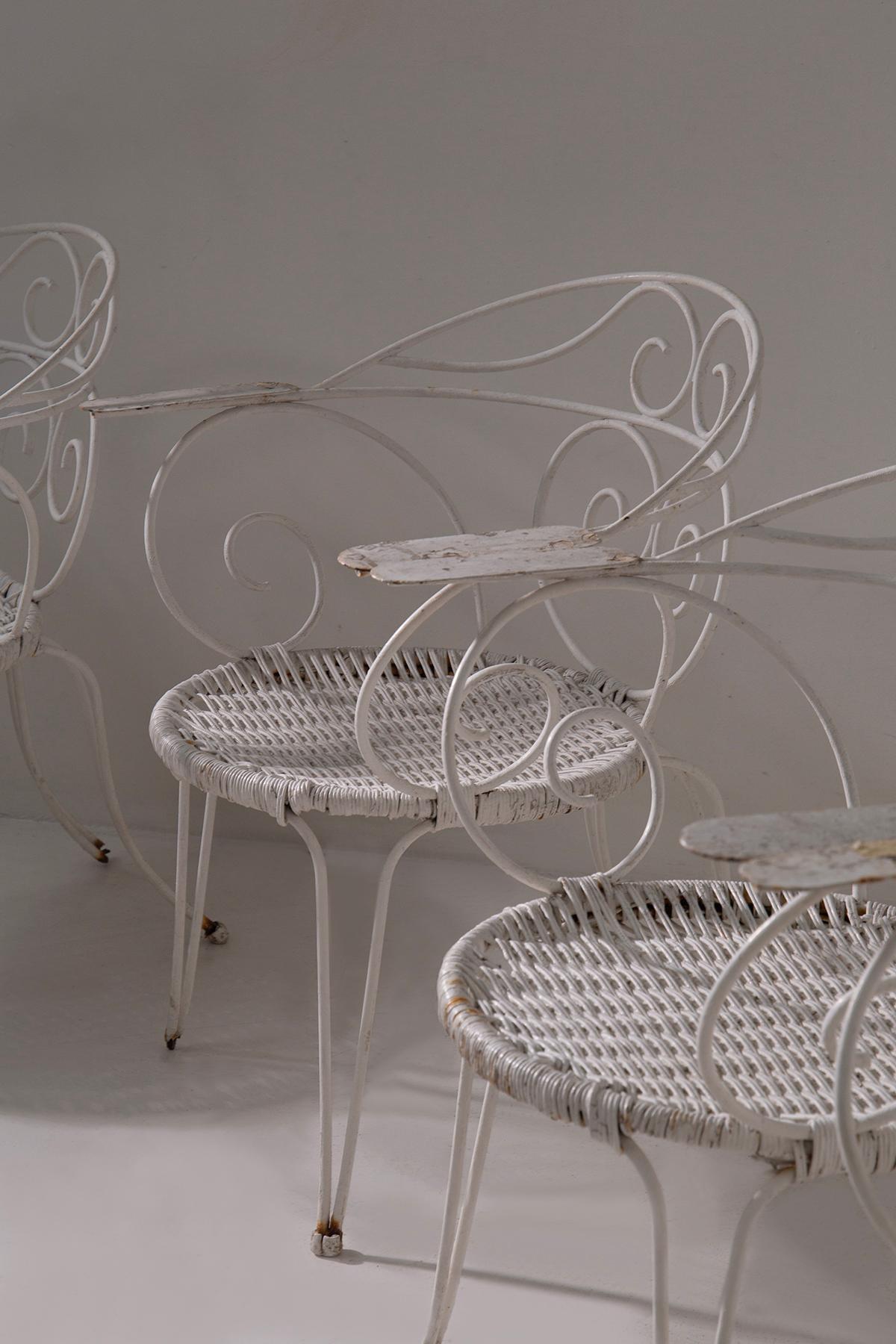 Set of italian iron vintage garden chairs white in vendita 1
