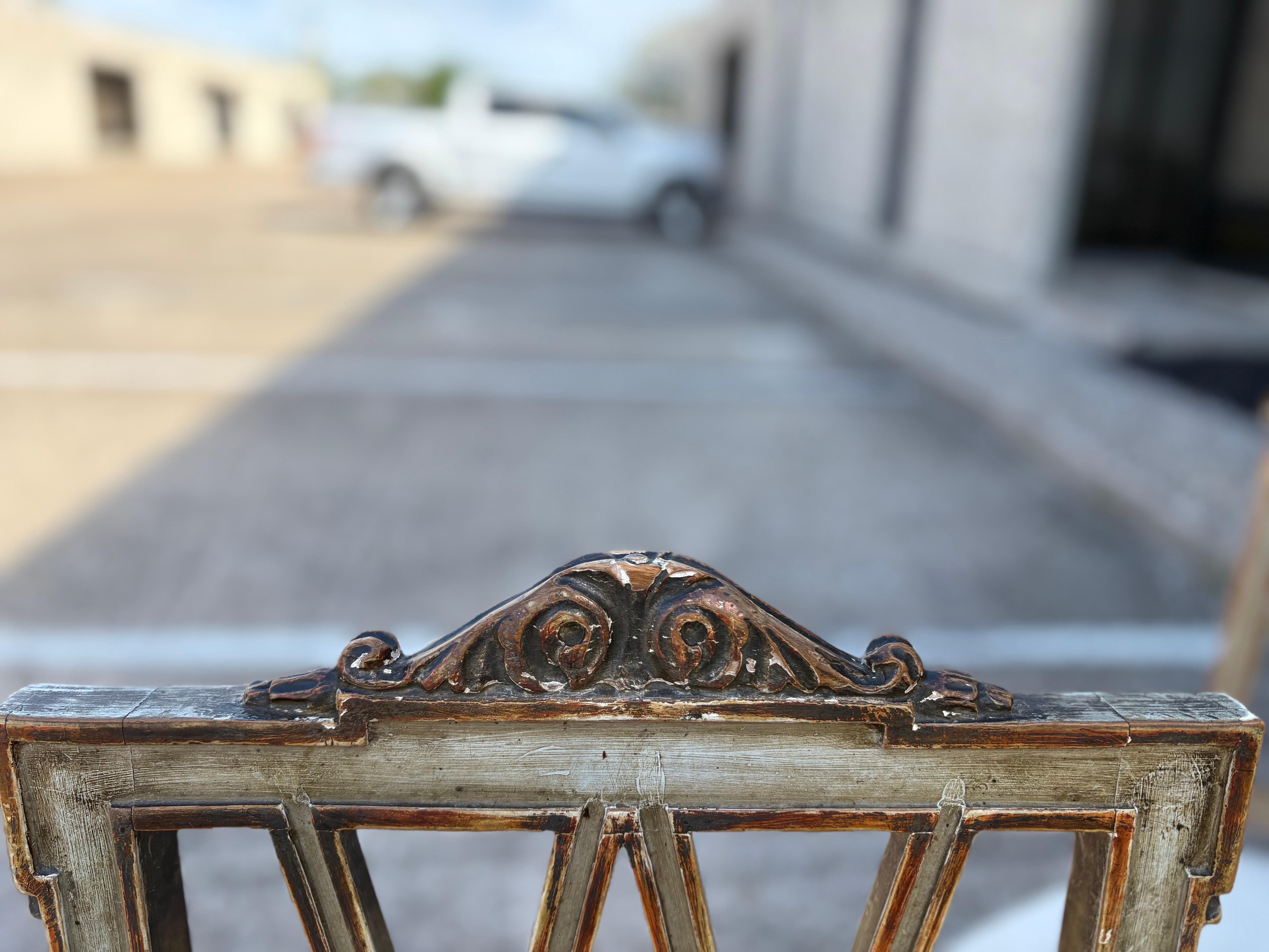 Set Of Italian Louis XVI Style Dining Chairs im Angebot 1