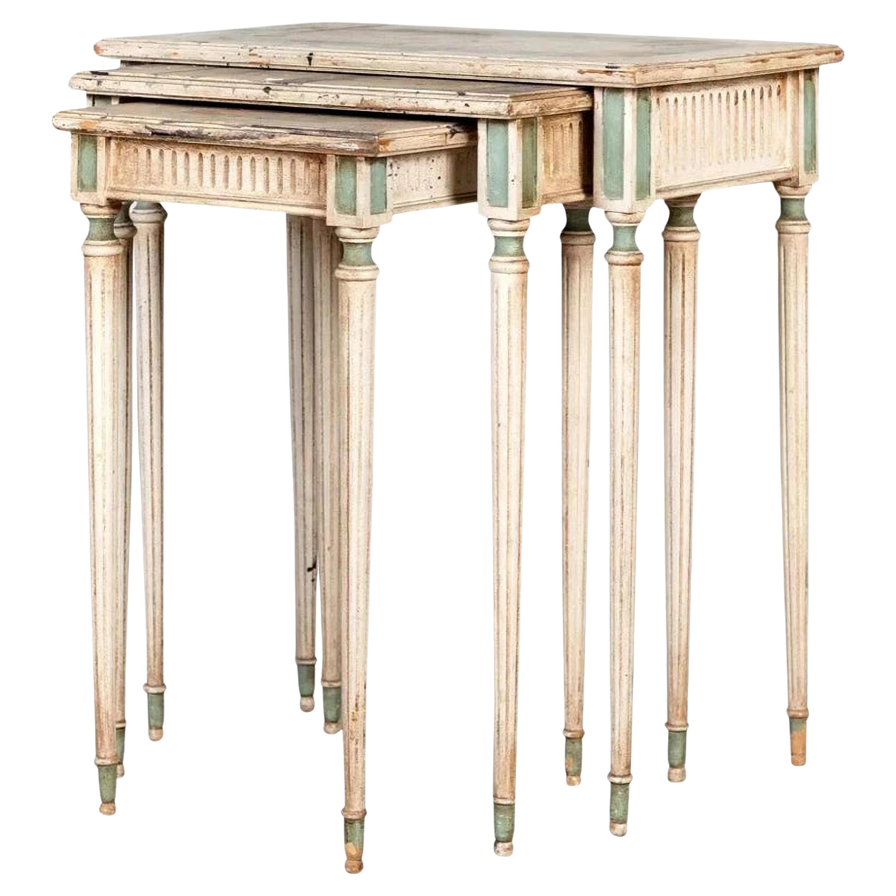 Set of Italian Nesting Tables 19th Century For Sale