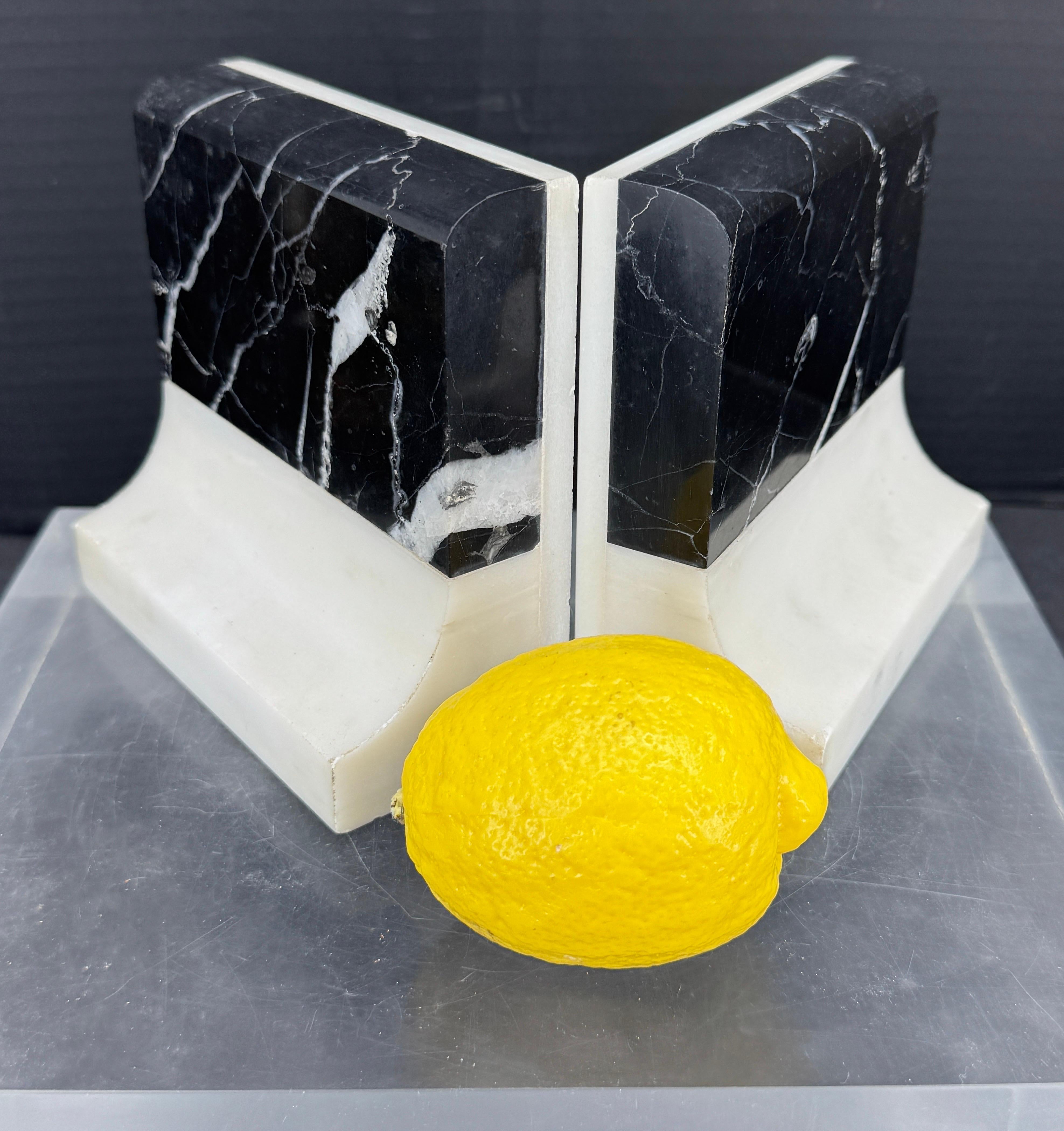 20th Century Set of Italian Onyx and White Marble Bookends For Sale