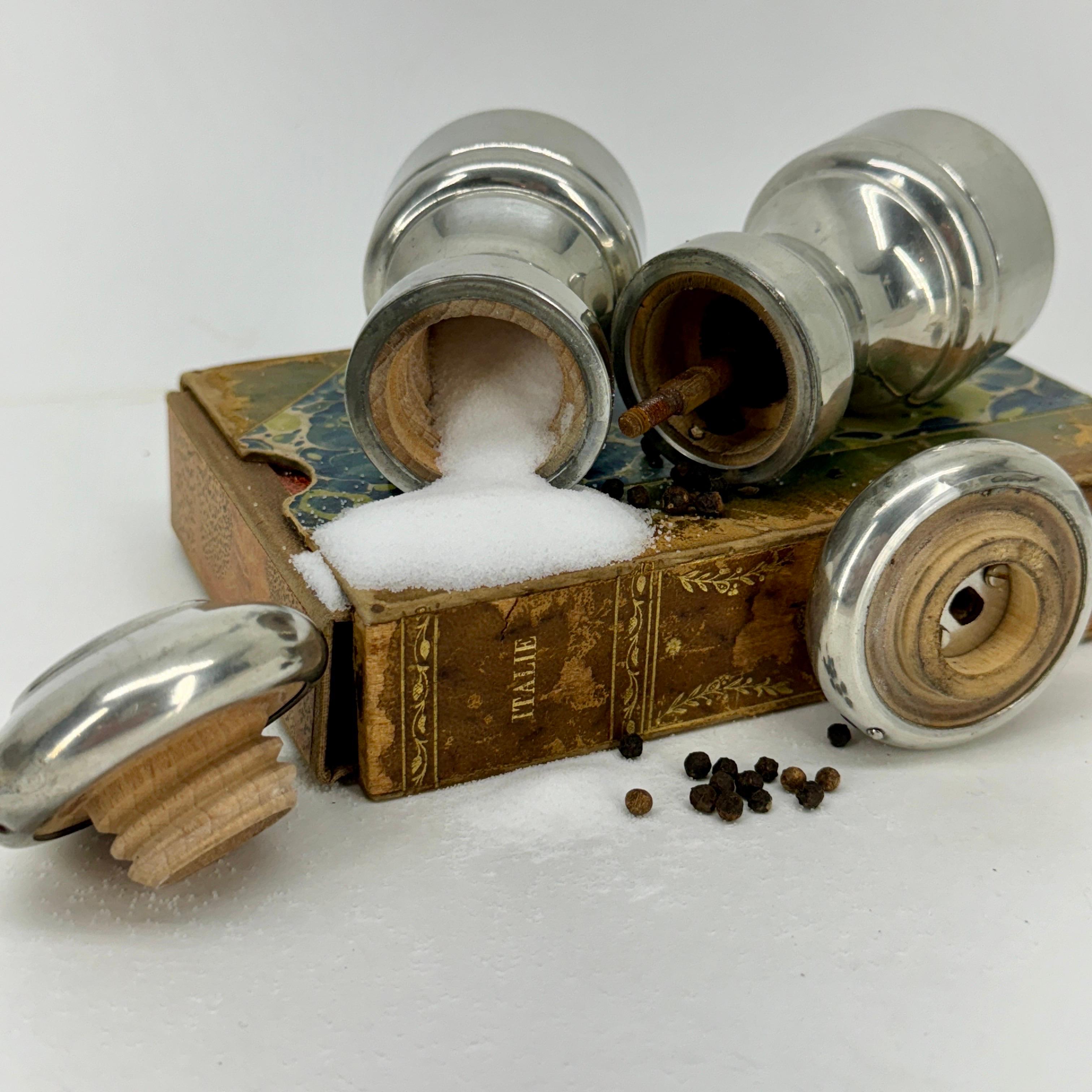 Mid-20th Century Set of Italian Polished Pewter Salt & Pepper Shakers For Sale