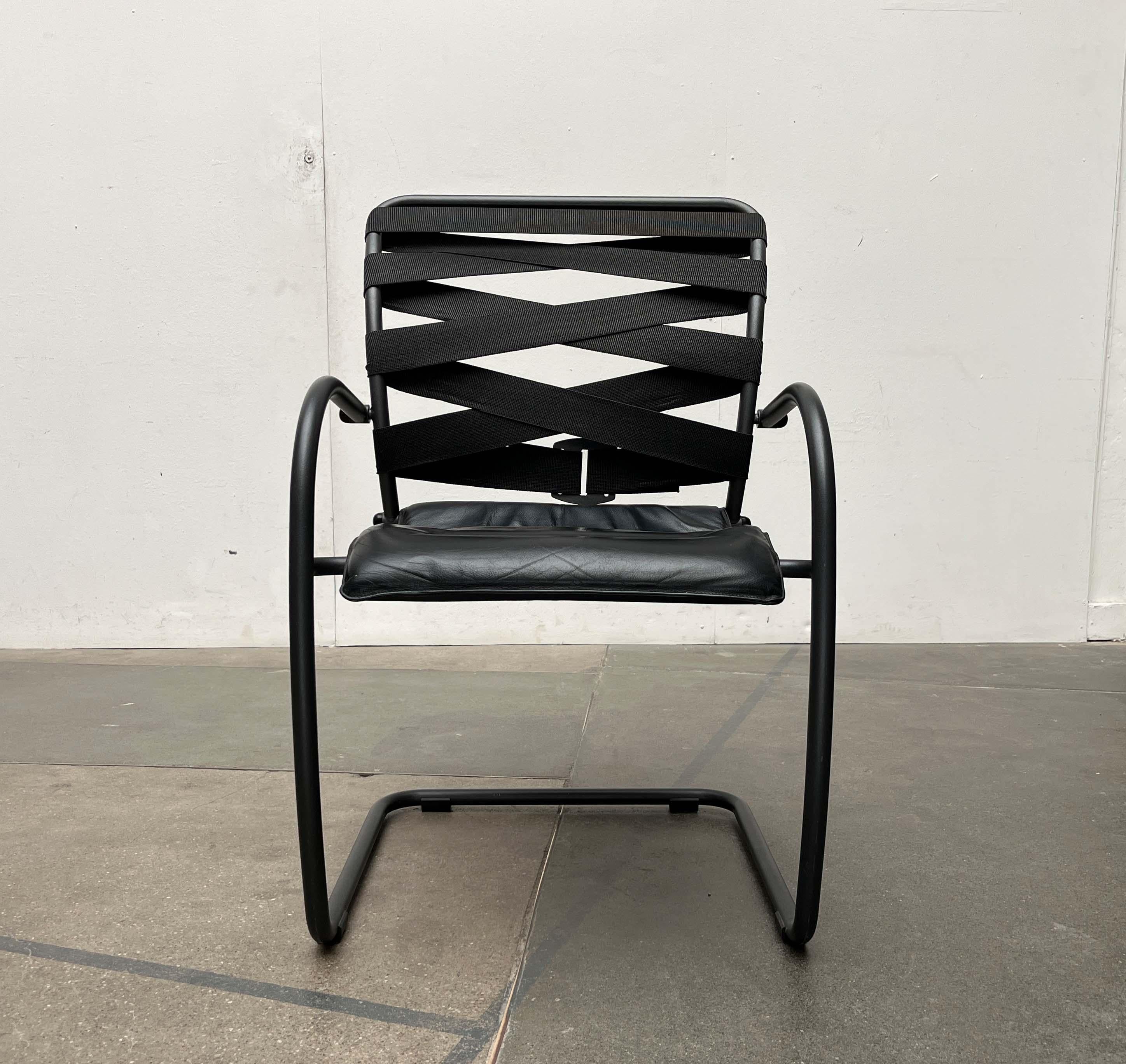 Set of Italian Postmodern Cantilevered Canasta Armchairs from Heron Parigi 1980s For Sale 4