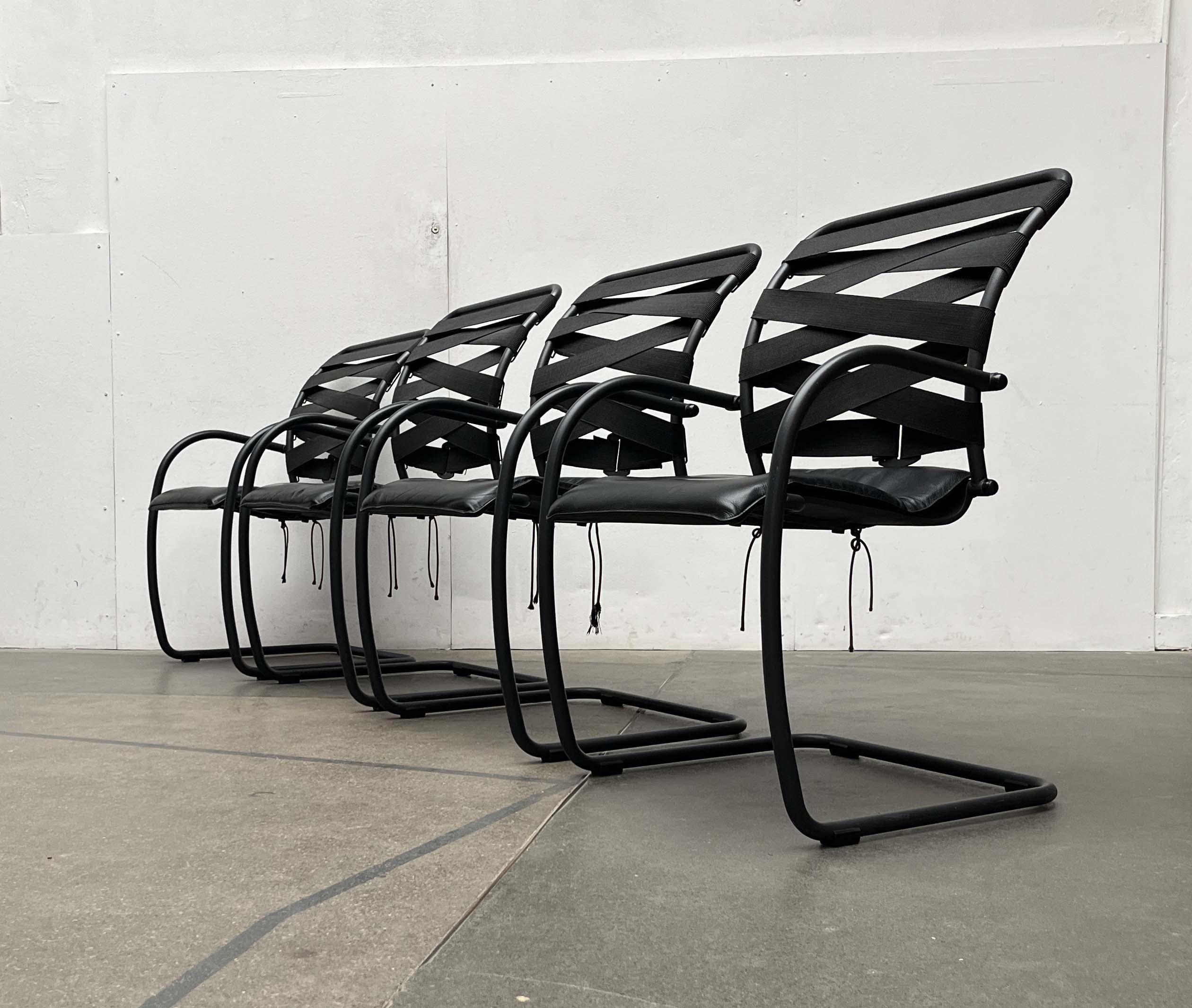 20th Century Set of Italian Postmodern Cantilevered Canasta Armchairs from Heron Parigi 1980s For Sale