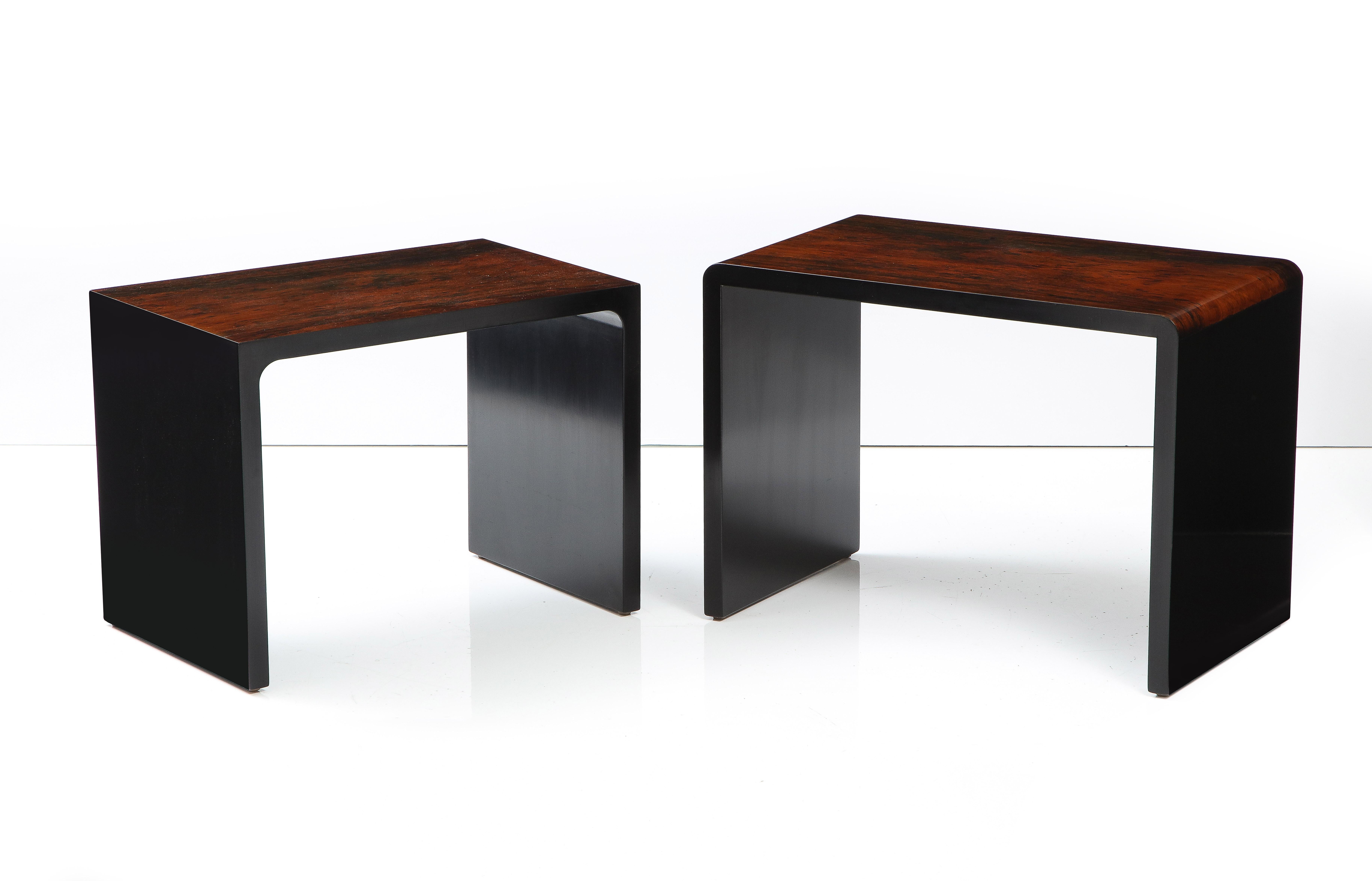 Set of Italian Rosewood and Ebony Lacquered Nesting Tables, circa 1970 For Sale 4